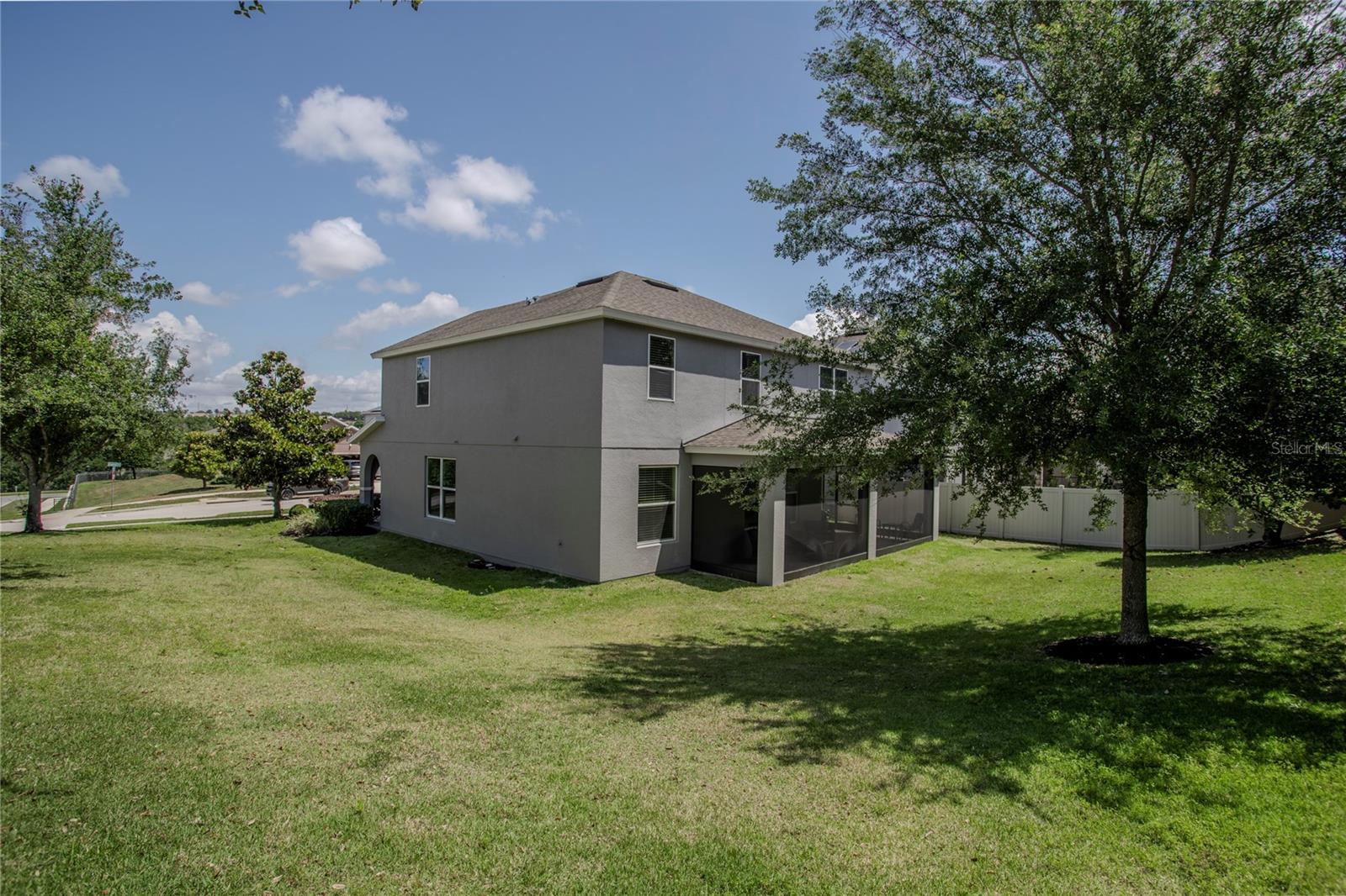 HARVEST LANDING - Residential