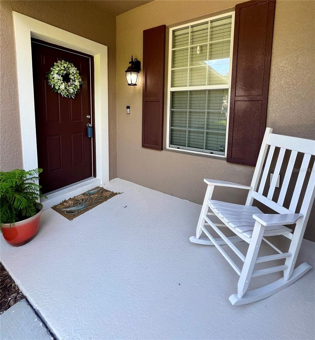 Photo of 5221 Bannister Park Lane, Lithia, FL 33547 (MLS # TB8371062)