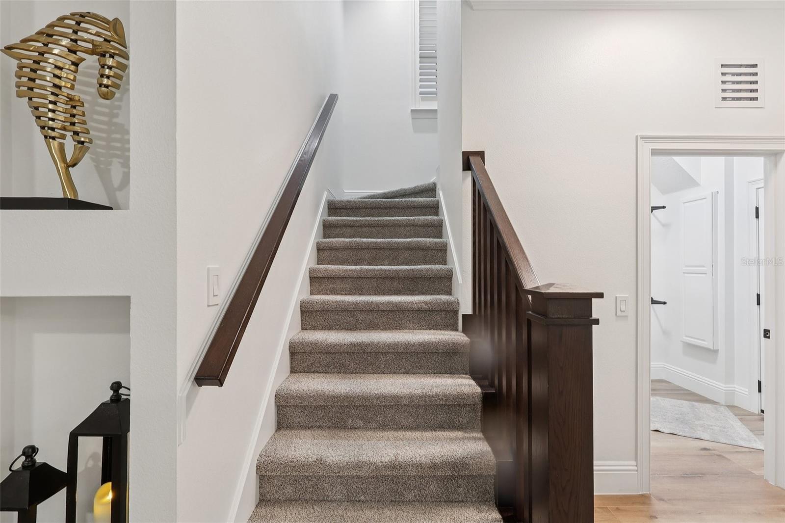 KEENES POINTE - Residential