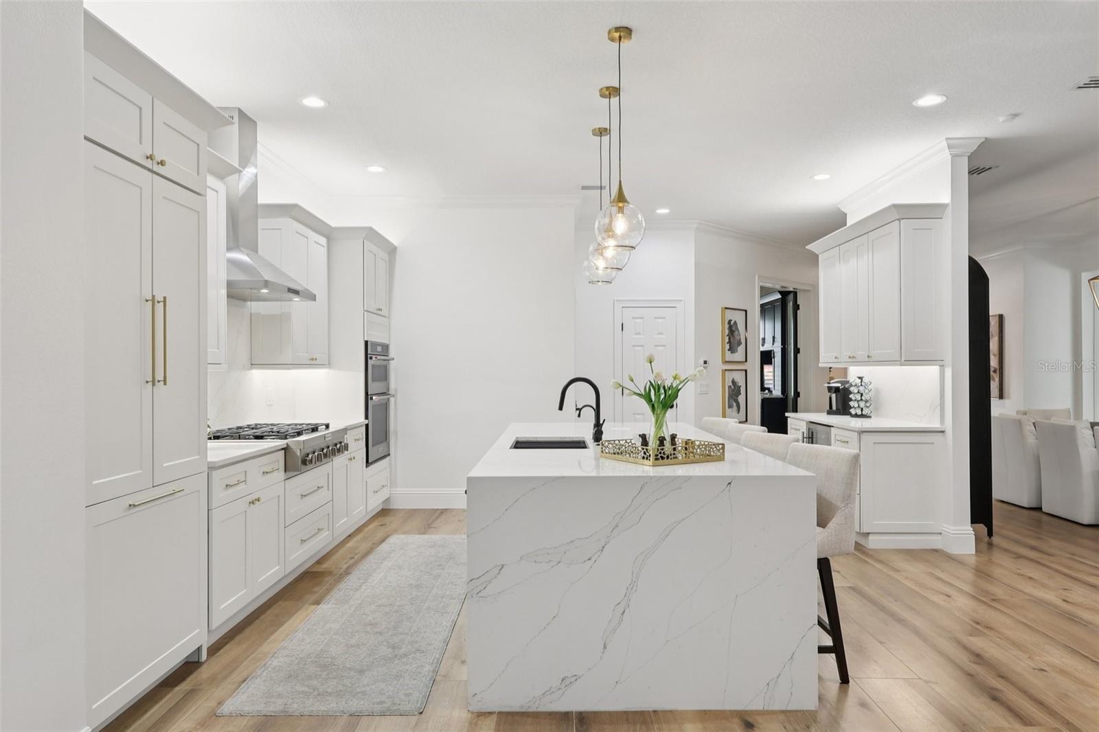 KEENES POINTE - Residential