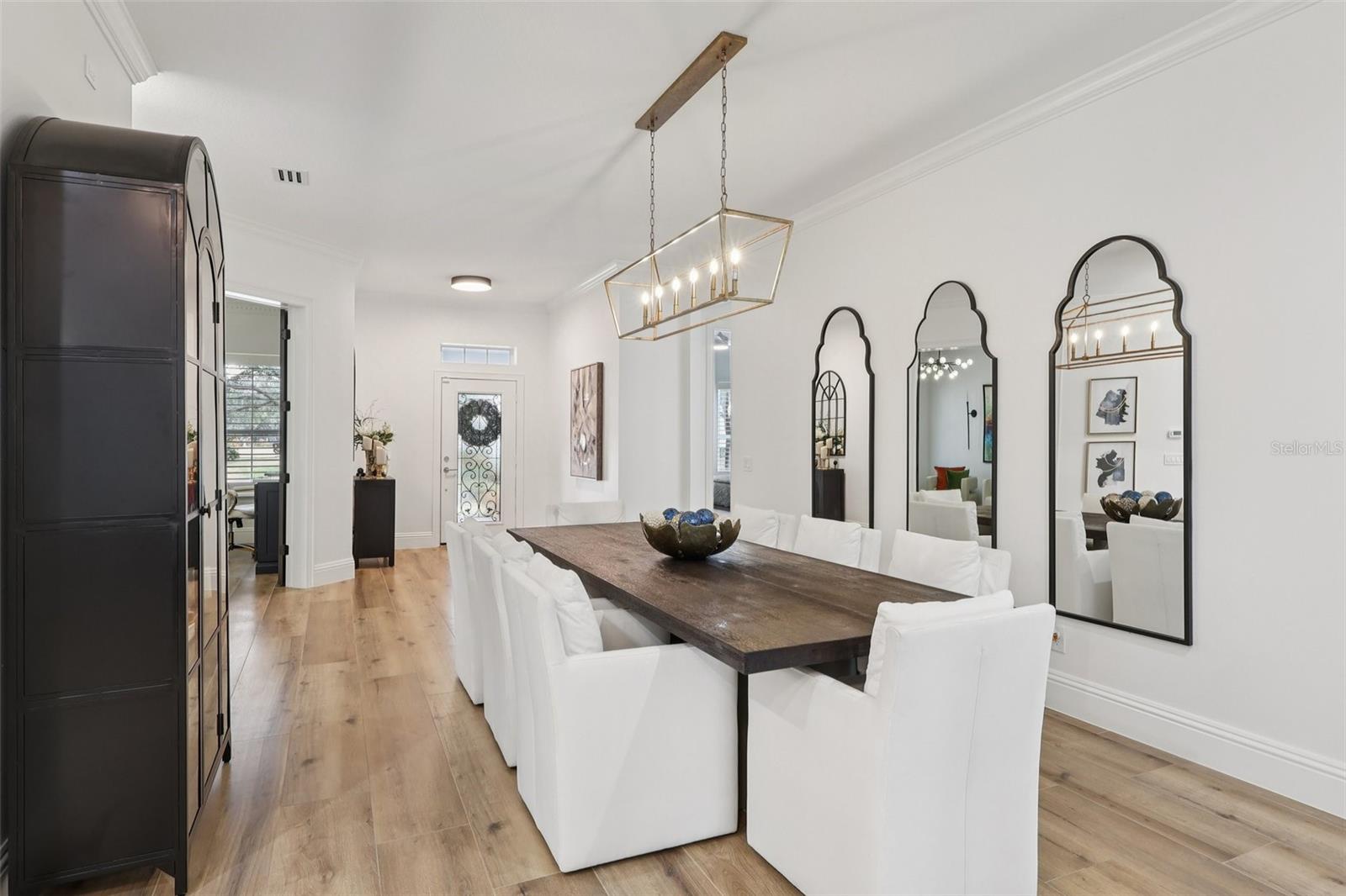 KEENES POINTE - Residential