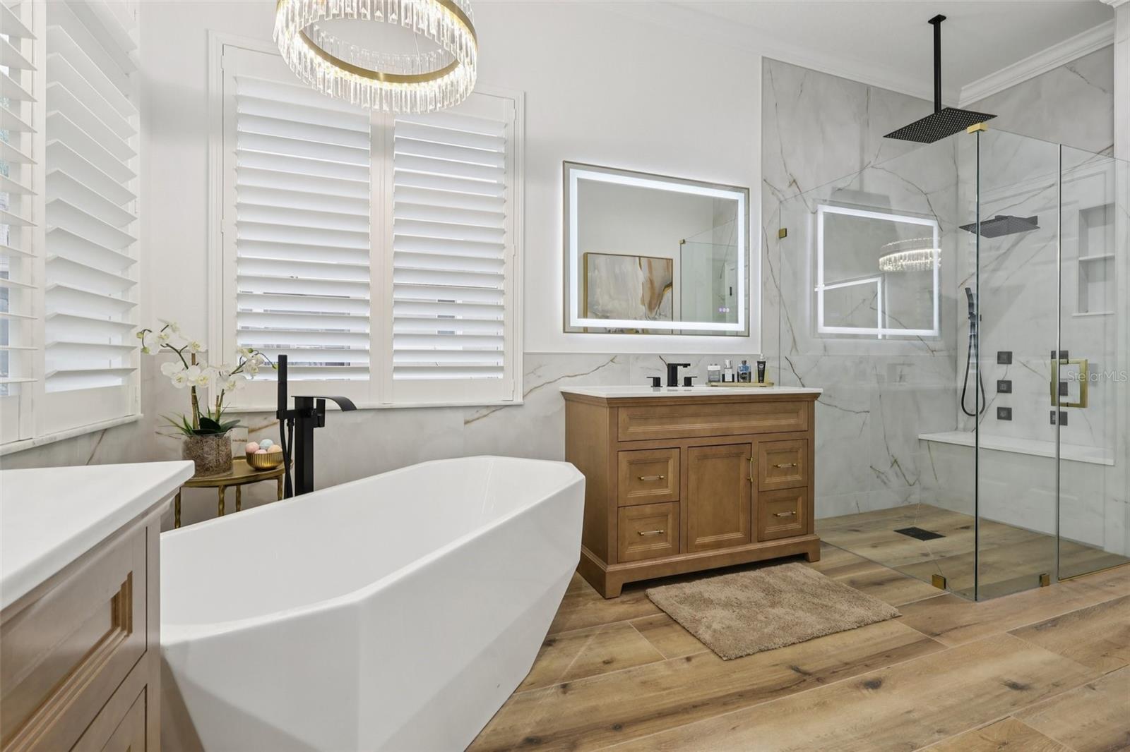 KEENES POINTE - Residential