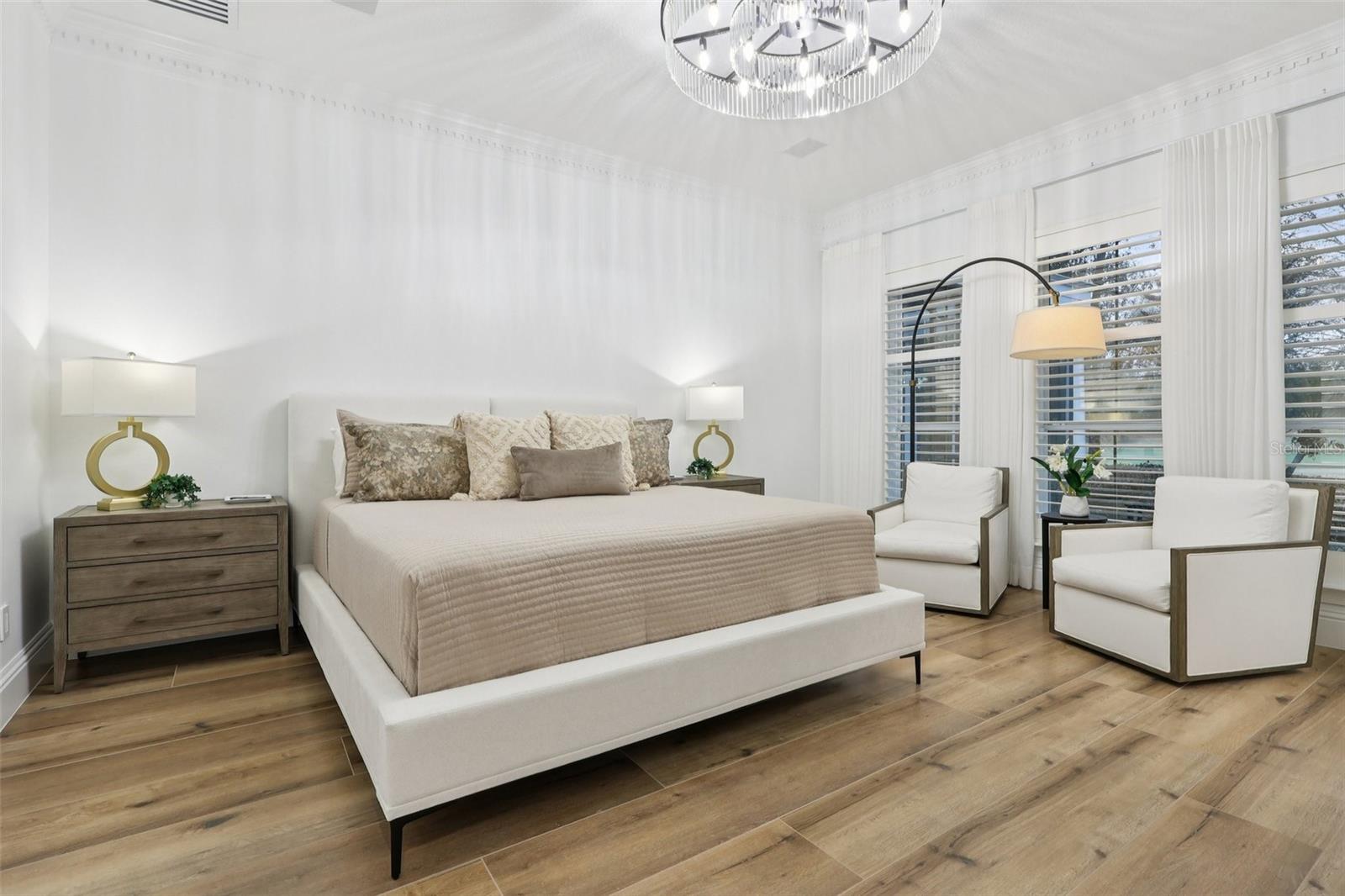 KEENES POINTE - Residential