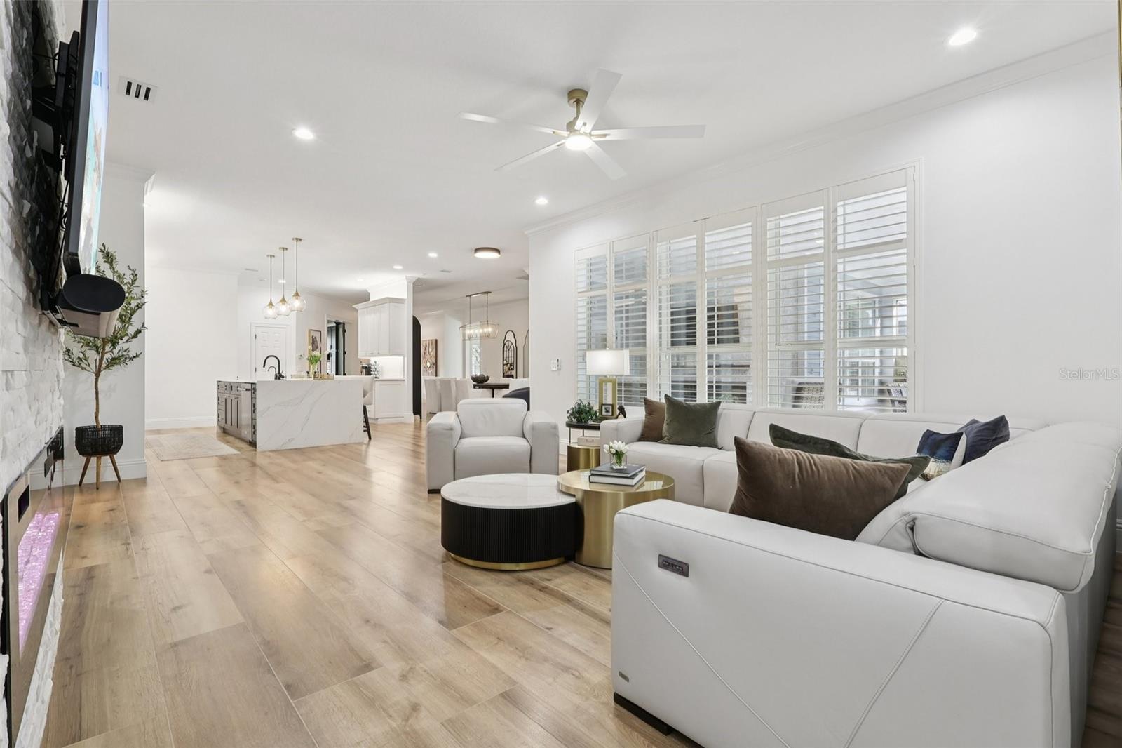 KEENES POINTE - Residential