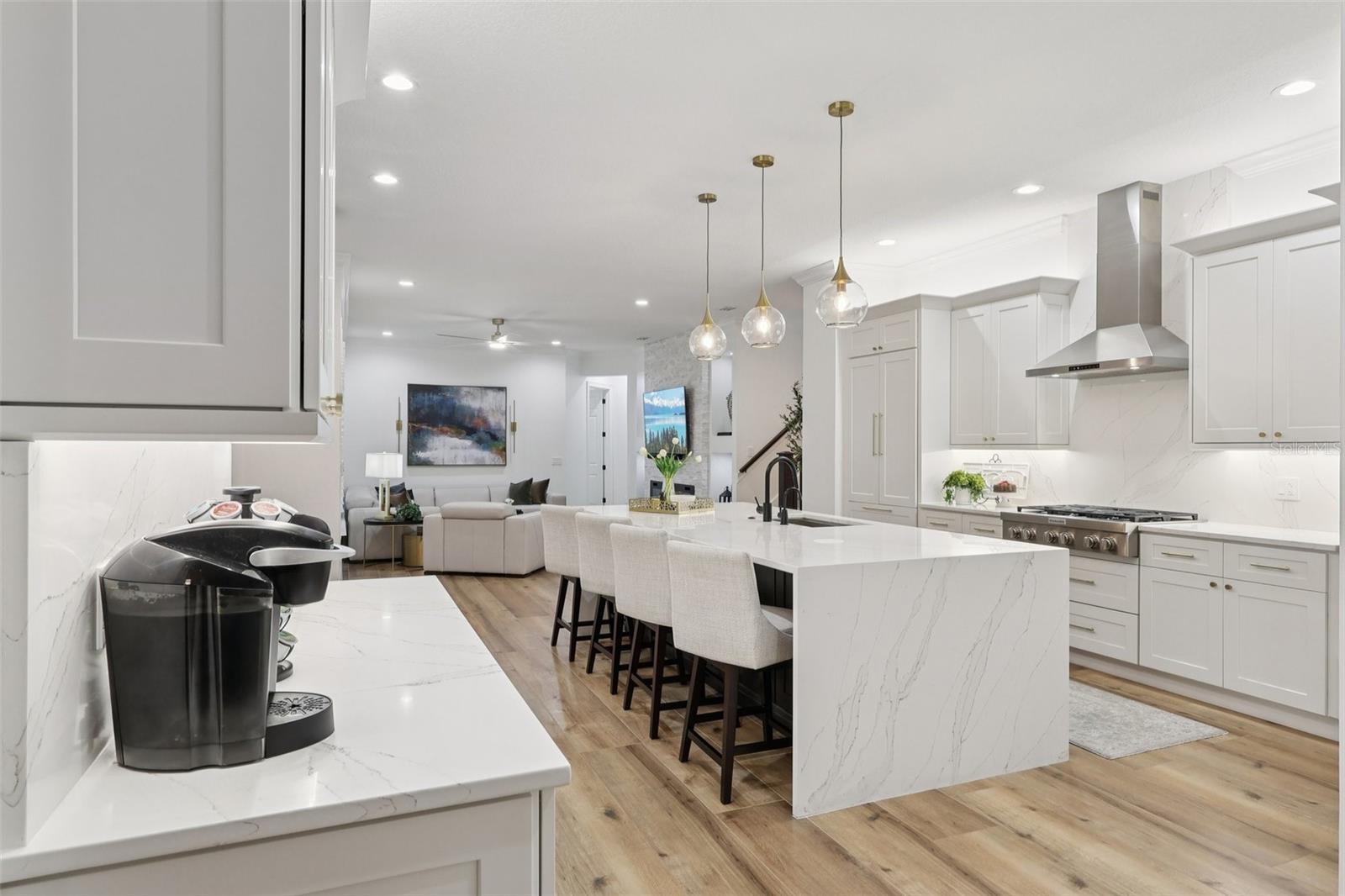 KEENES POINTE - Residential