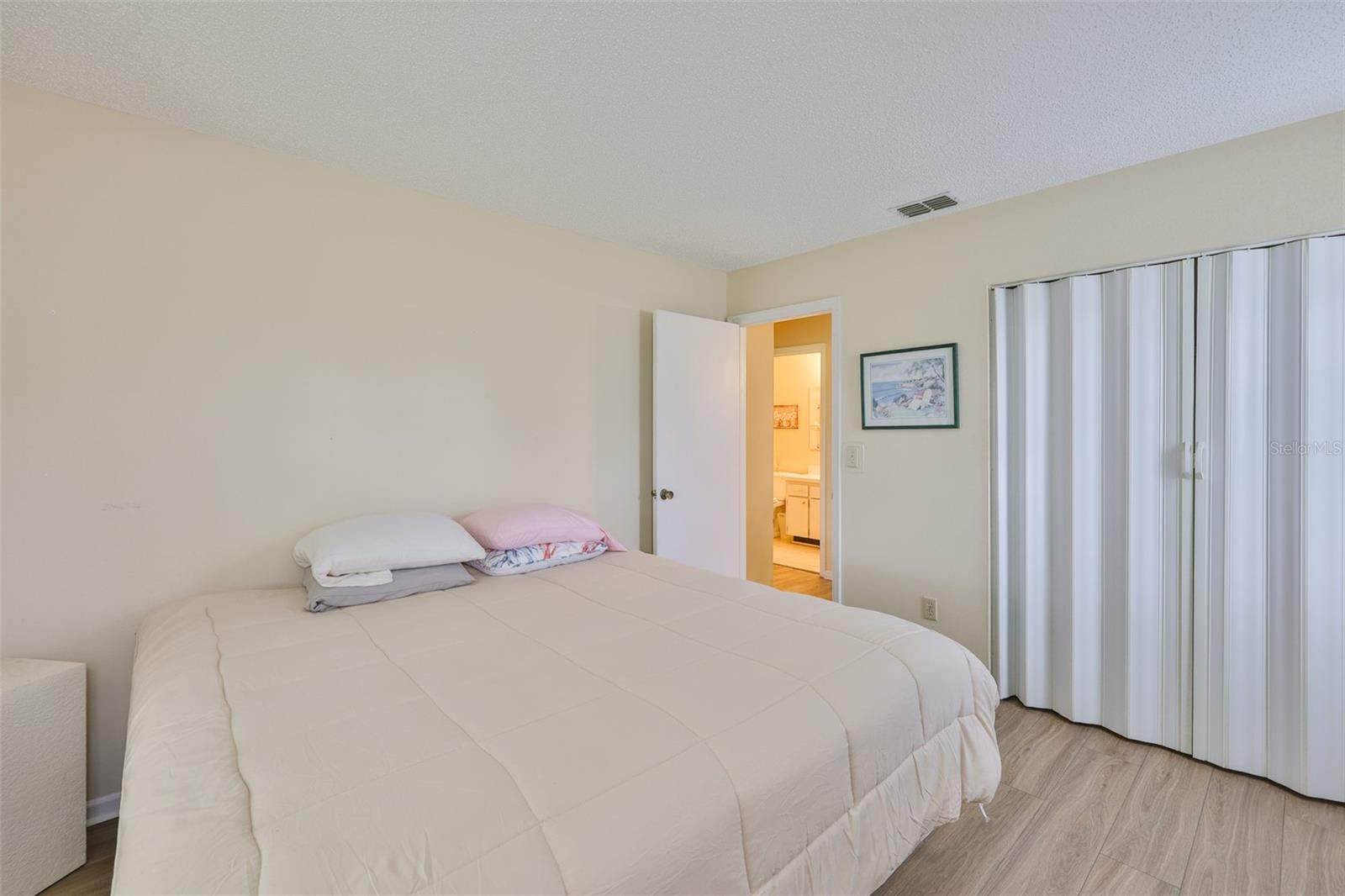 CAMBRIDGE M CONDO REV - Residential Lease