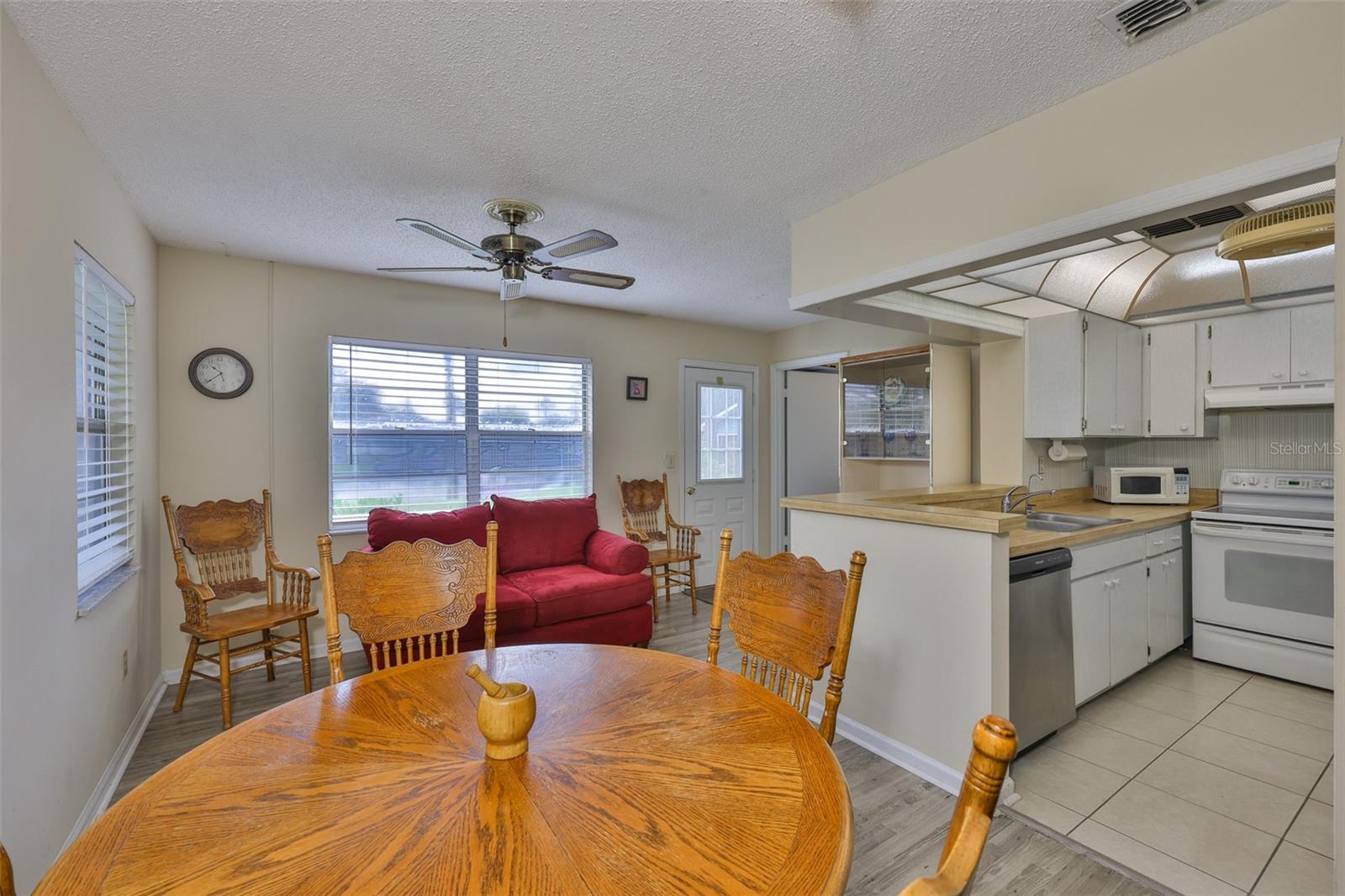 CAMBRIDGE M CONDO REV - Residential Lease