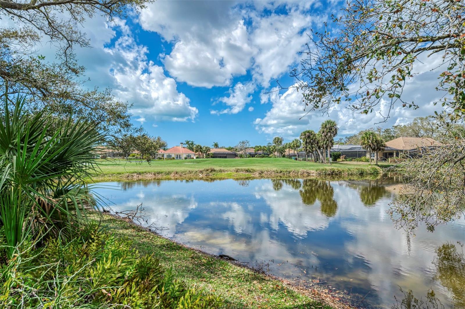 BOCA ROYALE - Residential