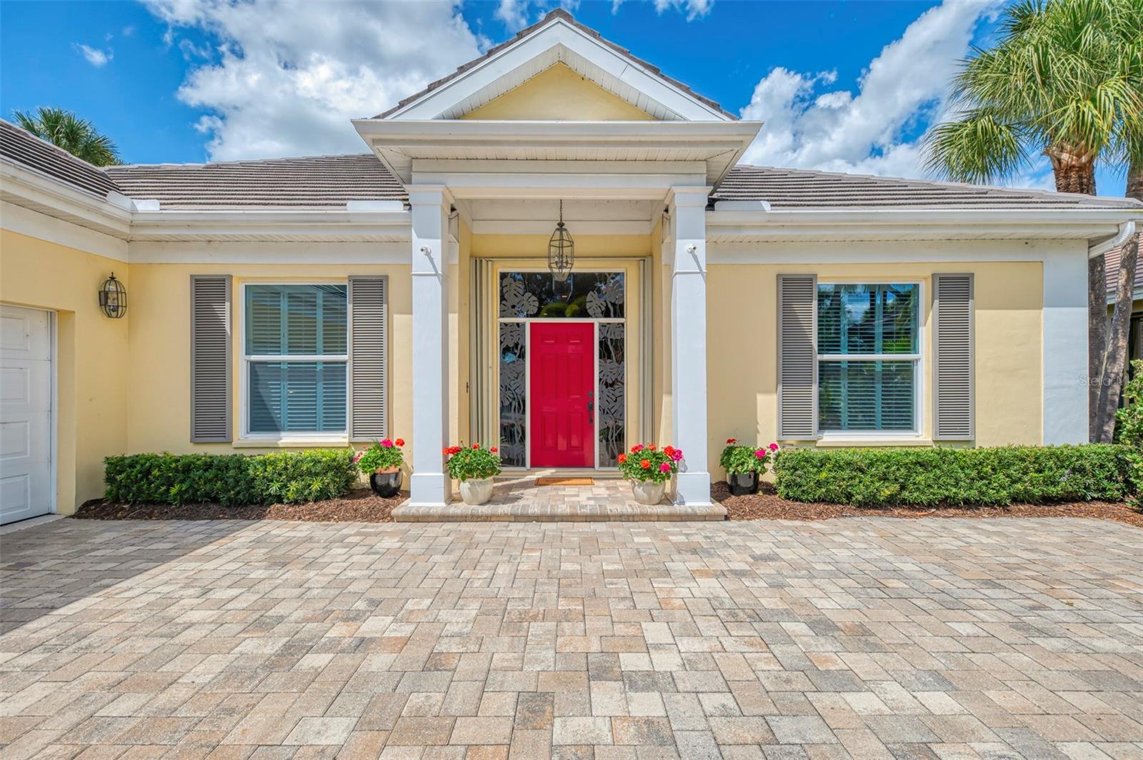 9 SAINT JOHN BOULEVARD