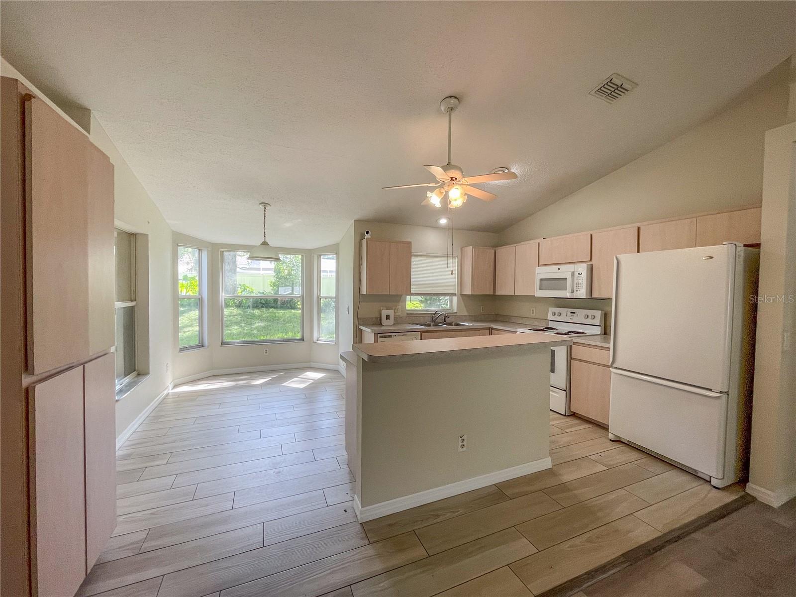 INVERNESS HIGHLANDS SOUTH - Residential