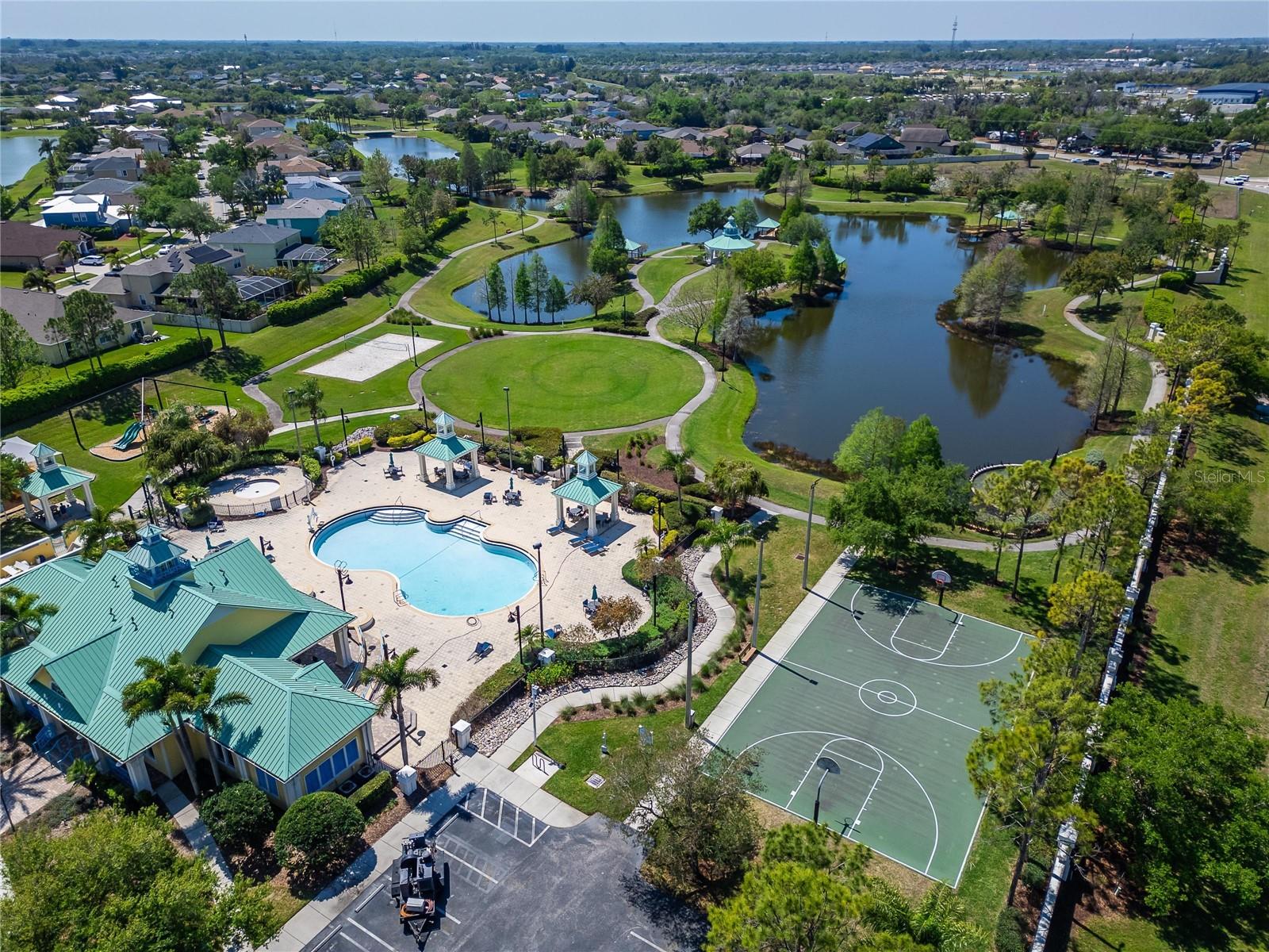 HARBOUR ISLES PH 1 - Residential