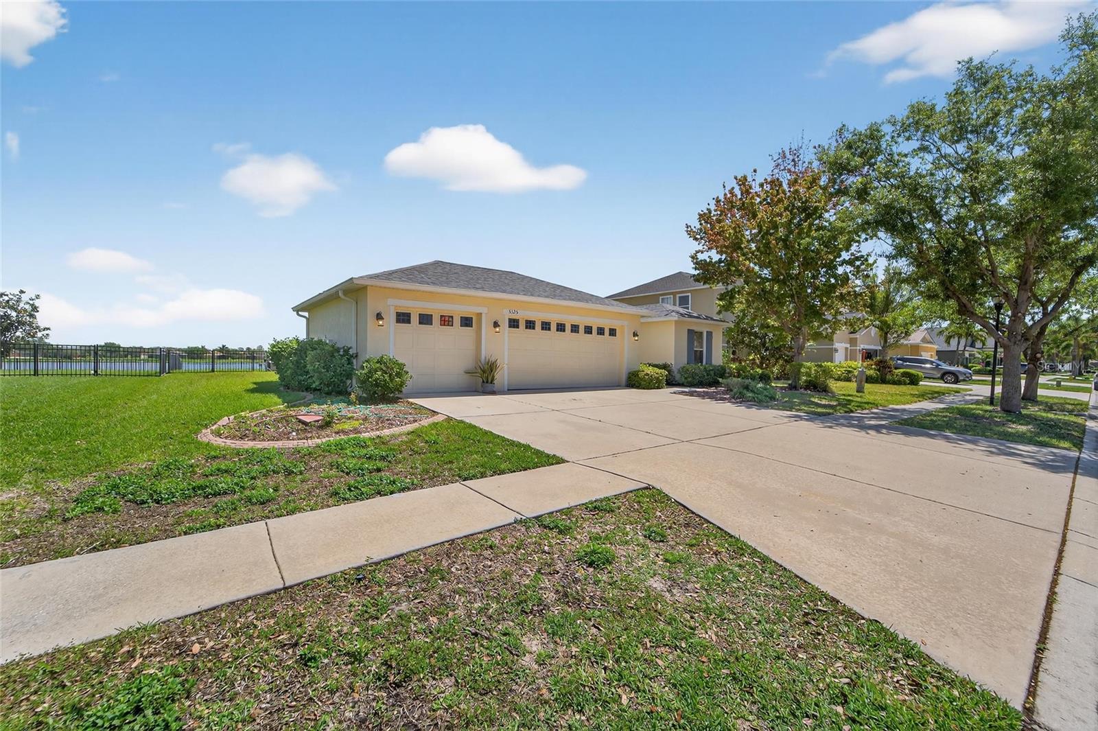 HARBOUR ISLES PH 1 - Residential