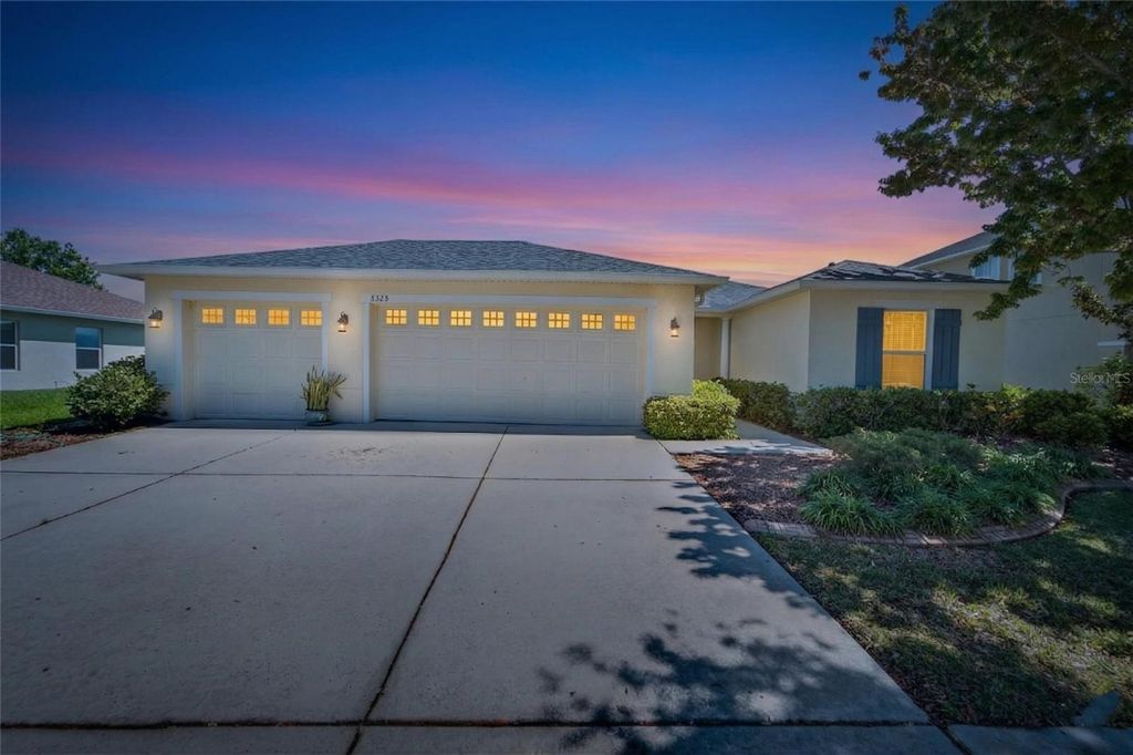 Photo of 5325 Sandy Shell Drive, Apollo Beach, FL 33572 (MLS # TB8489728)