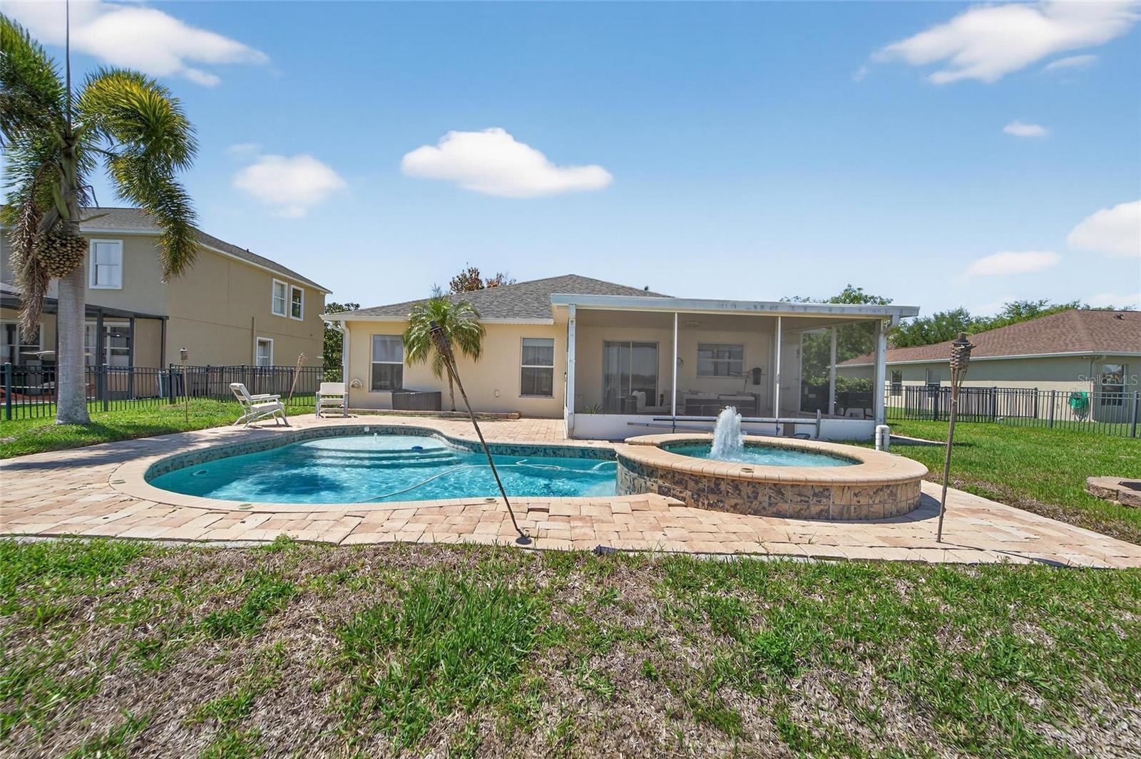 HARBOUR ISLES PH 1 - Residential