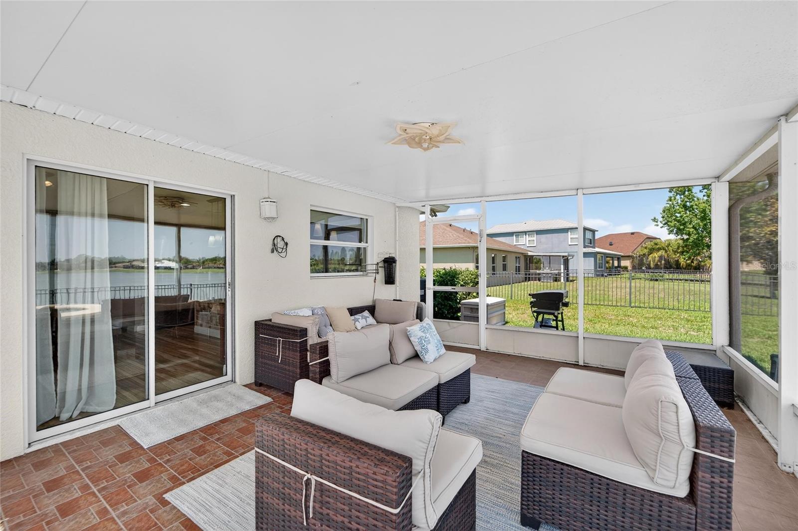 HARBOUR ISLES PH 1 - Residential