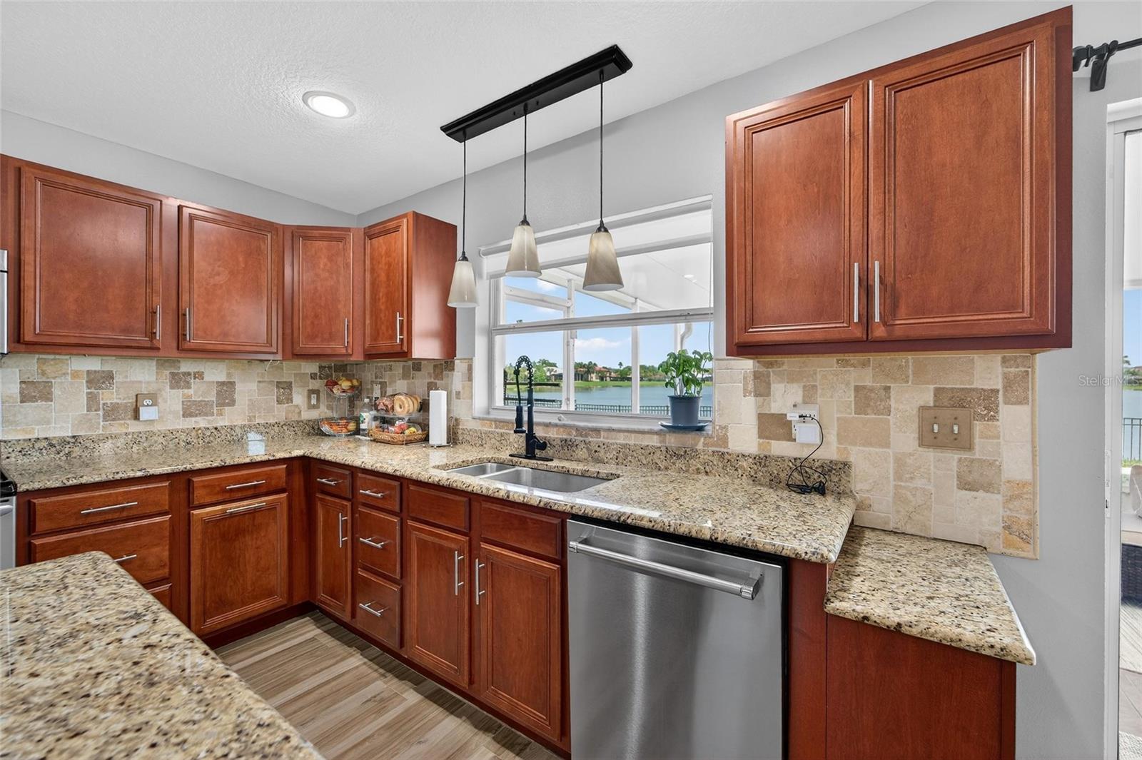 HARBOUR ISLES PH 1 - Residential