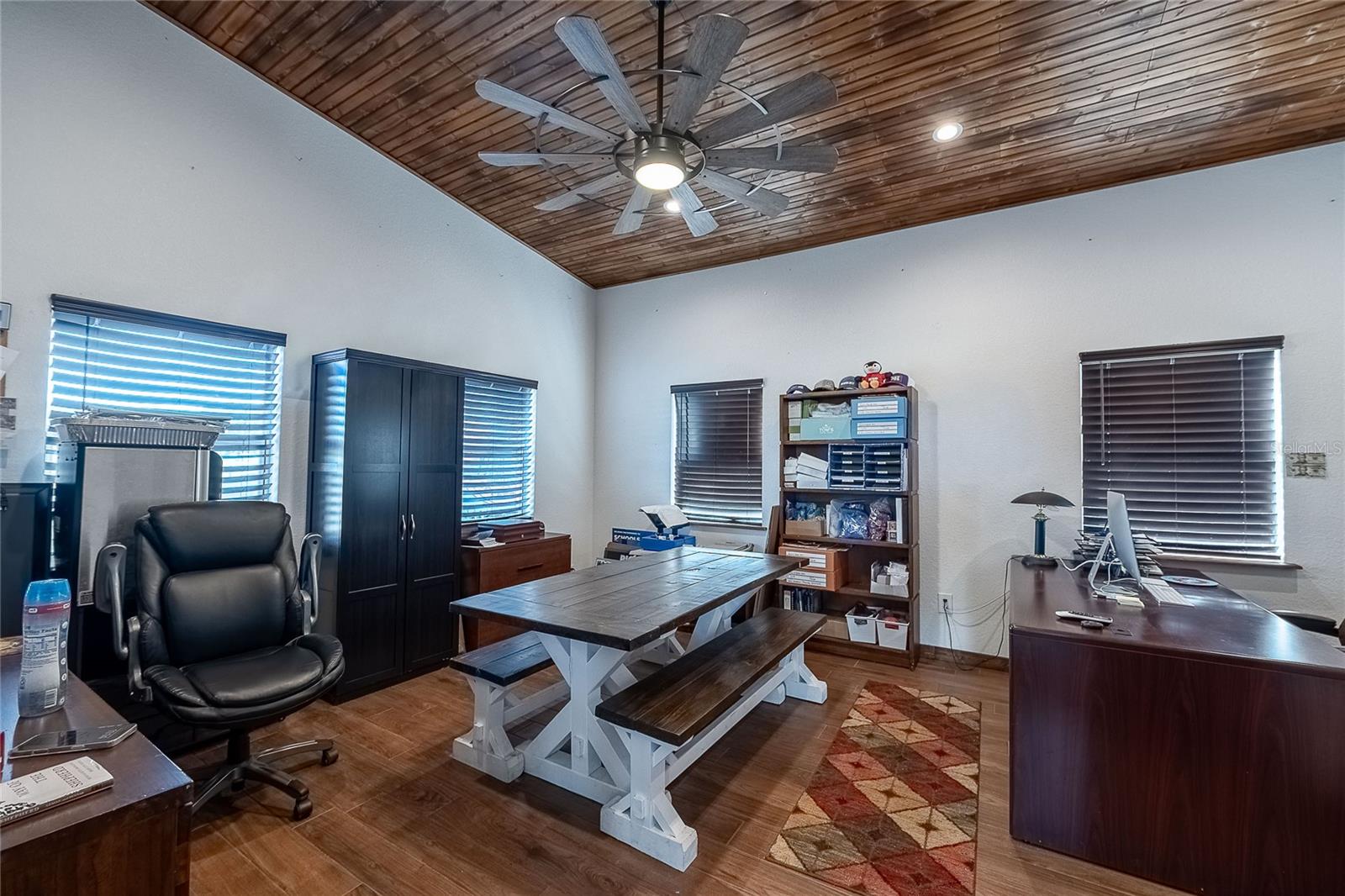 MAMMOTH GROVE SEC 31 - Residential