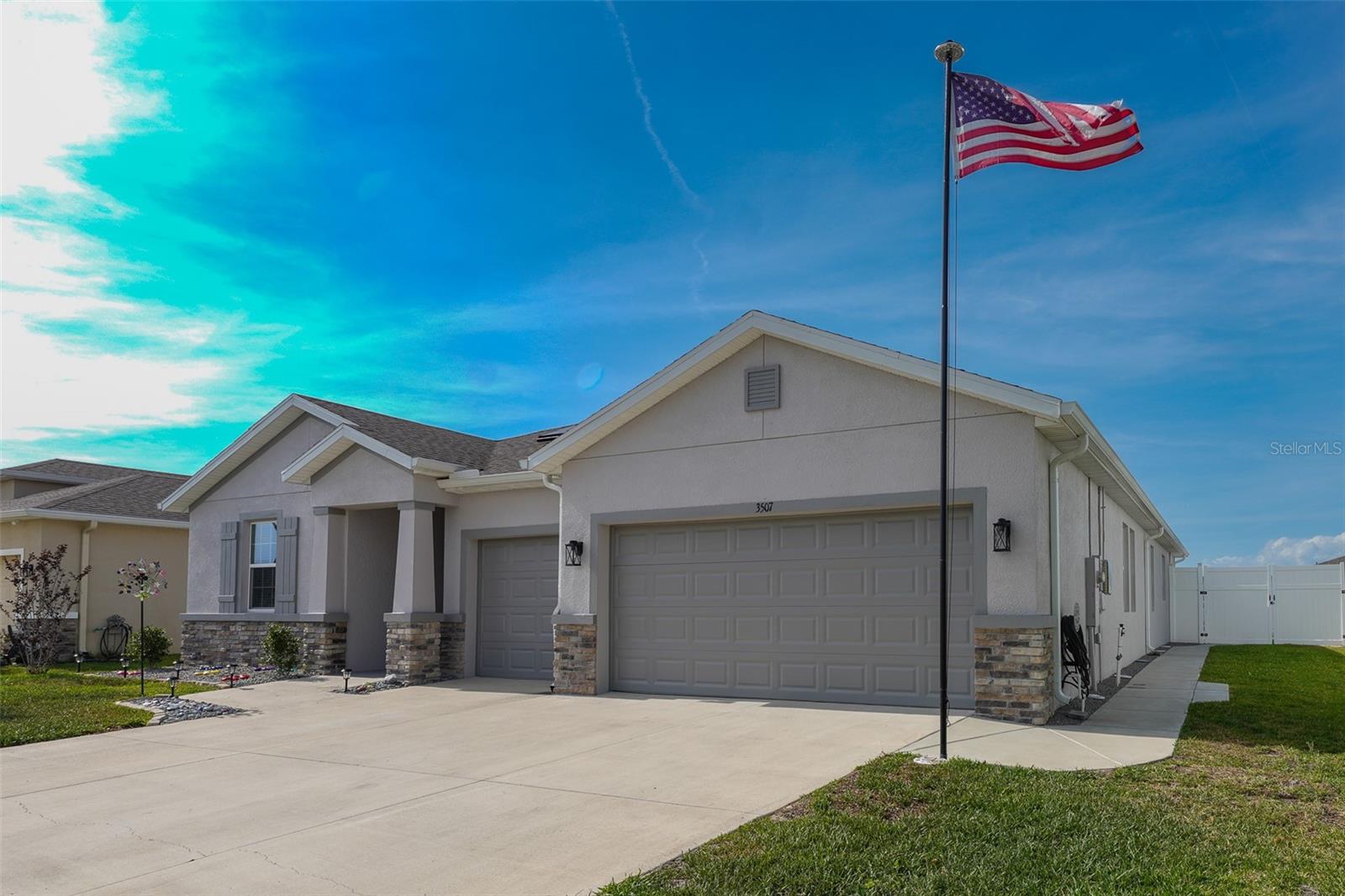 BARRINGTON AT STERLING HILLS - Residential