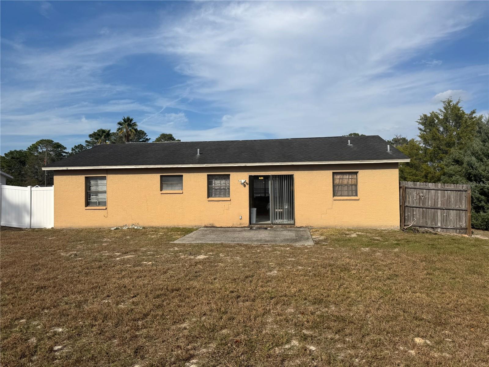 SPRING HILL - Residential