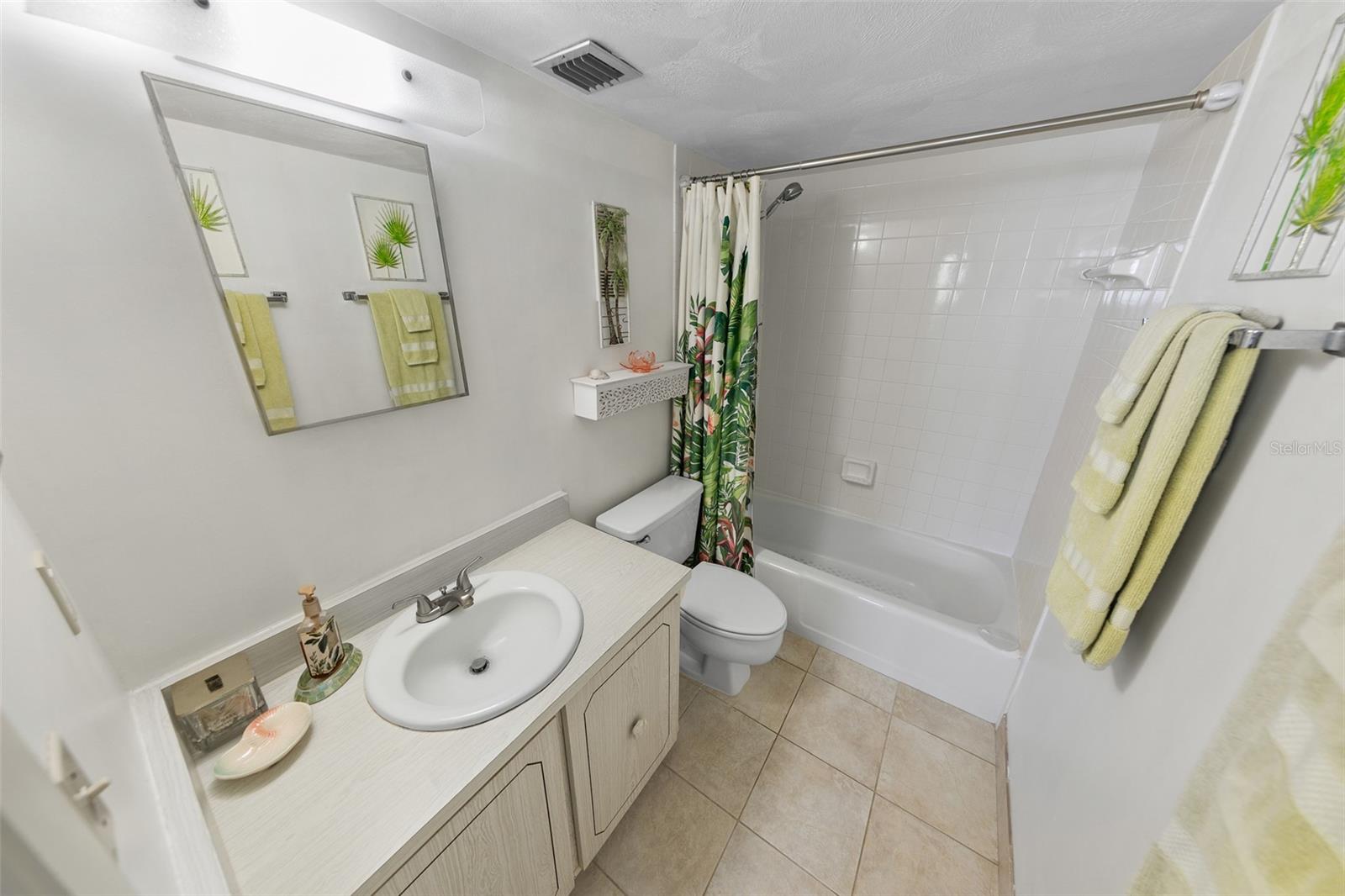 OCEAN TERRACE CLUB CONDO - Residential