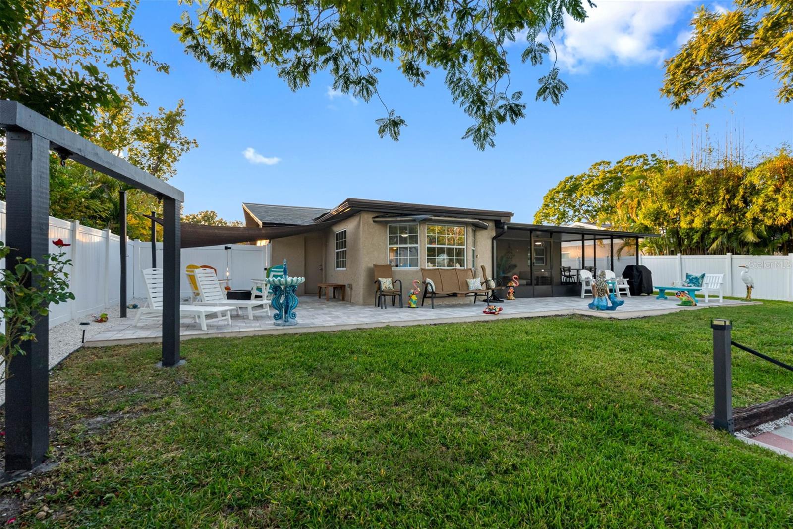 BOCA CIEGA RIDGE 6TH ADD - Residential