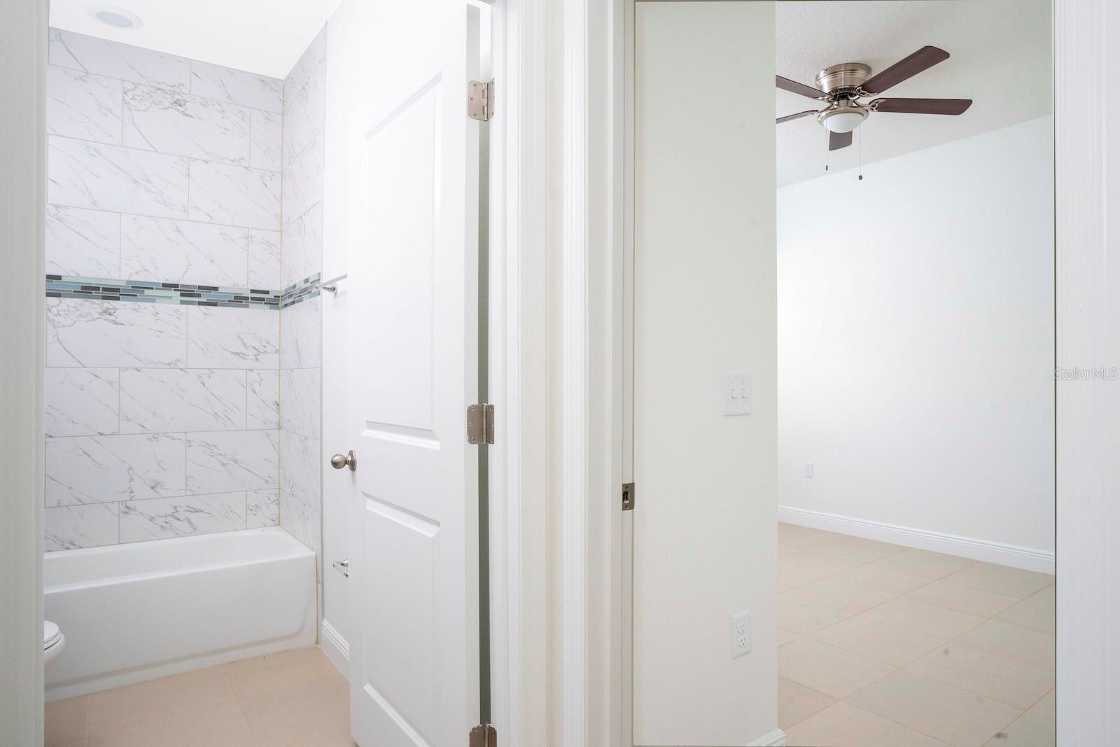 MARION OAKS UN 04 - Residential