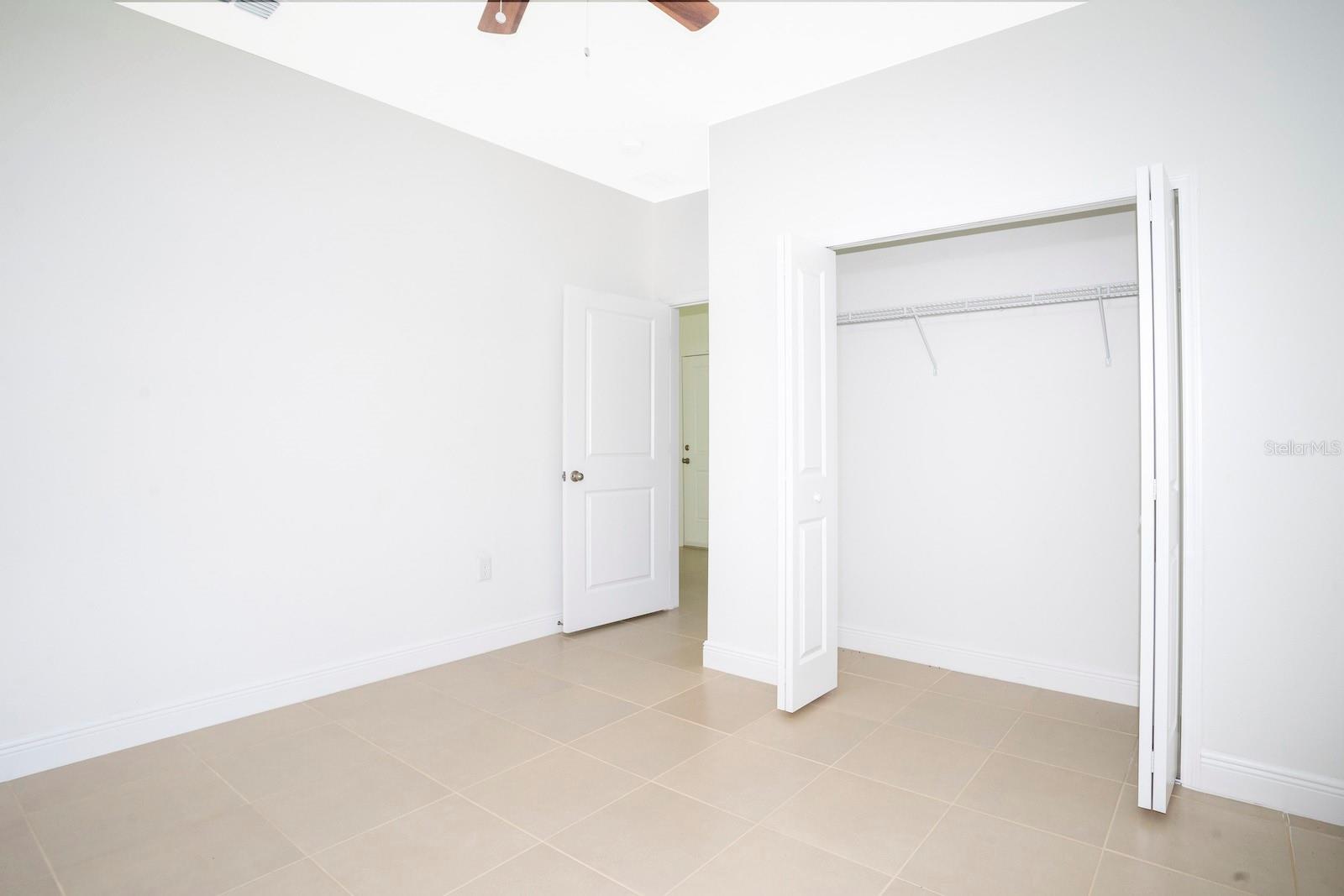 MARION OAKS UN 04 - Residential