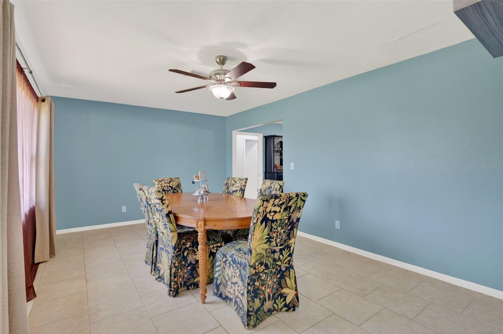 1305 SE 37TH TERRACE