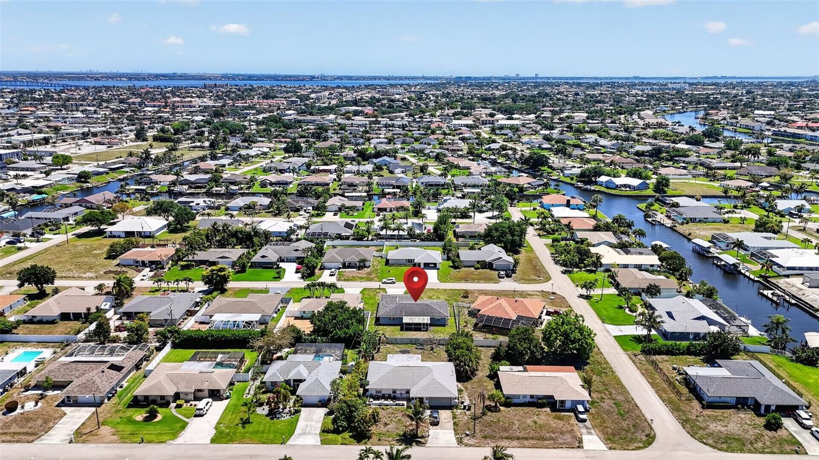 CAPE CORAL - Residential