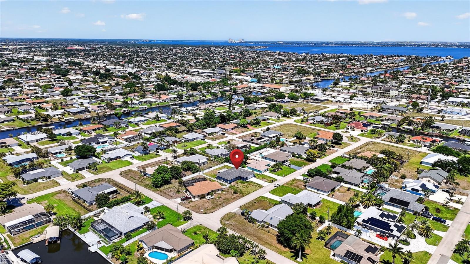 CAPE CORAL - Residential