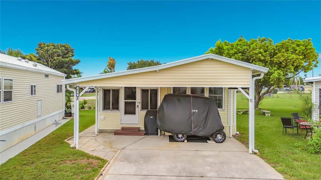 Photo of 9000 Us Hwy 192 #476, Clermont, FL 34714 (MLS # S5154347)