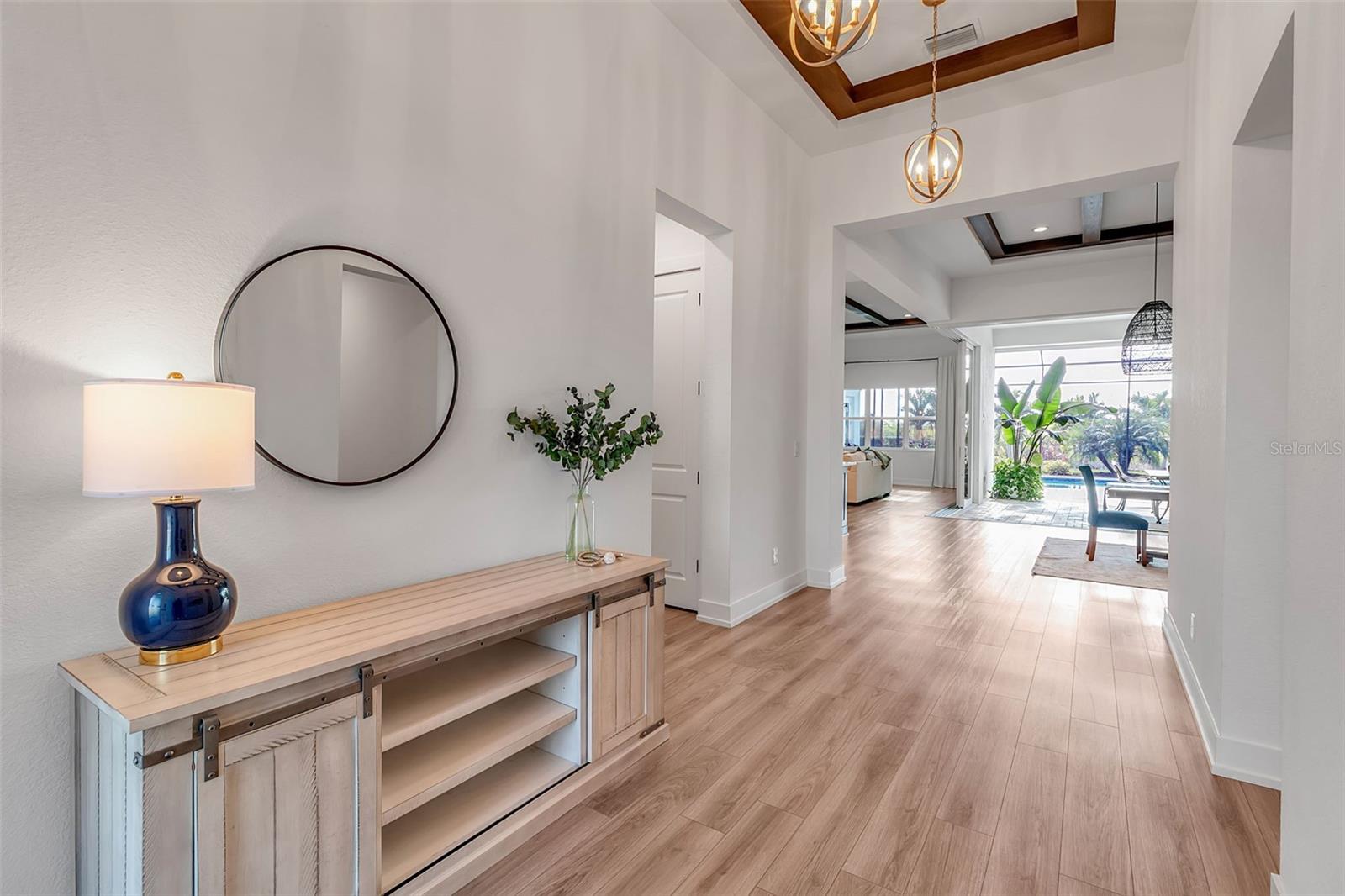 7924 REDONDA LOOP
