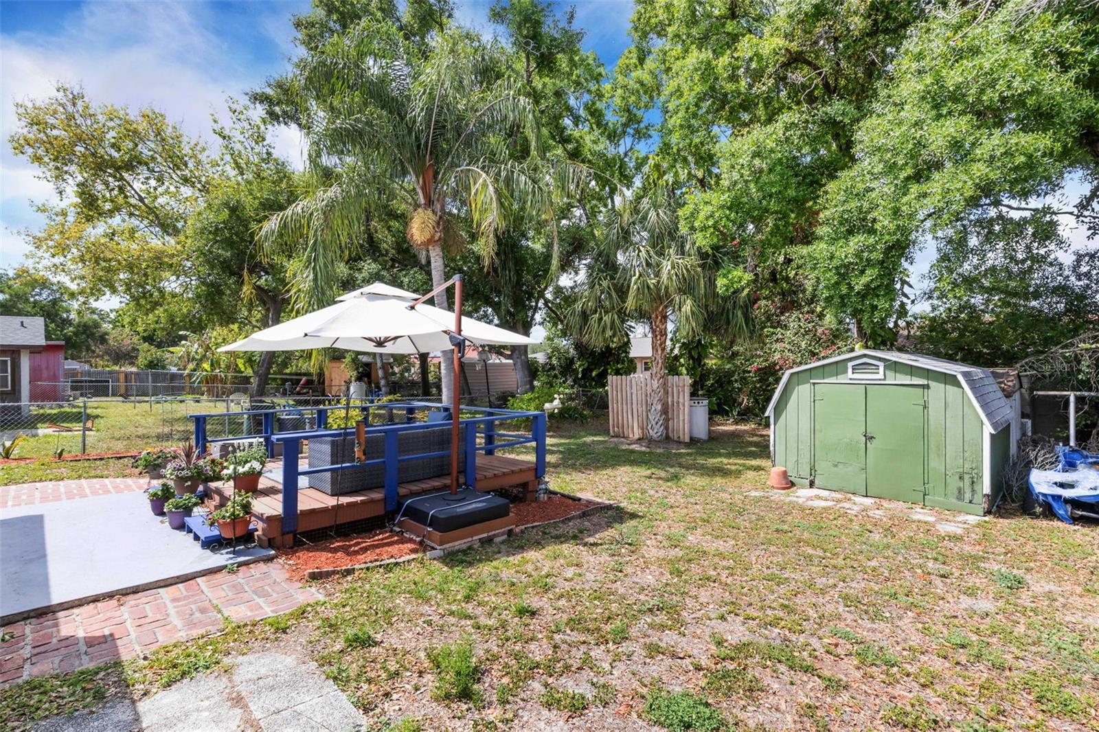 LENRAY HEIGHTS - Residential