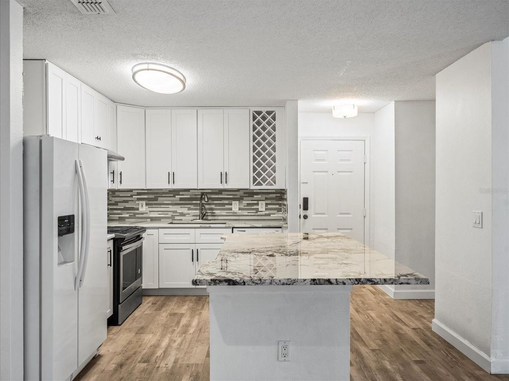 Photo of 9481 Highland Oak Drive #508, Tampa, FL 33647 (MLS # TB8376460)