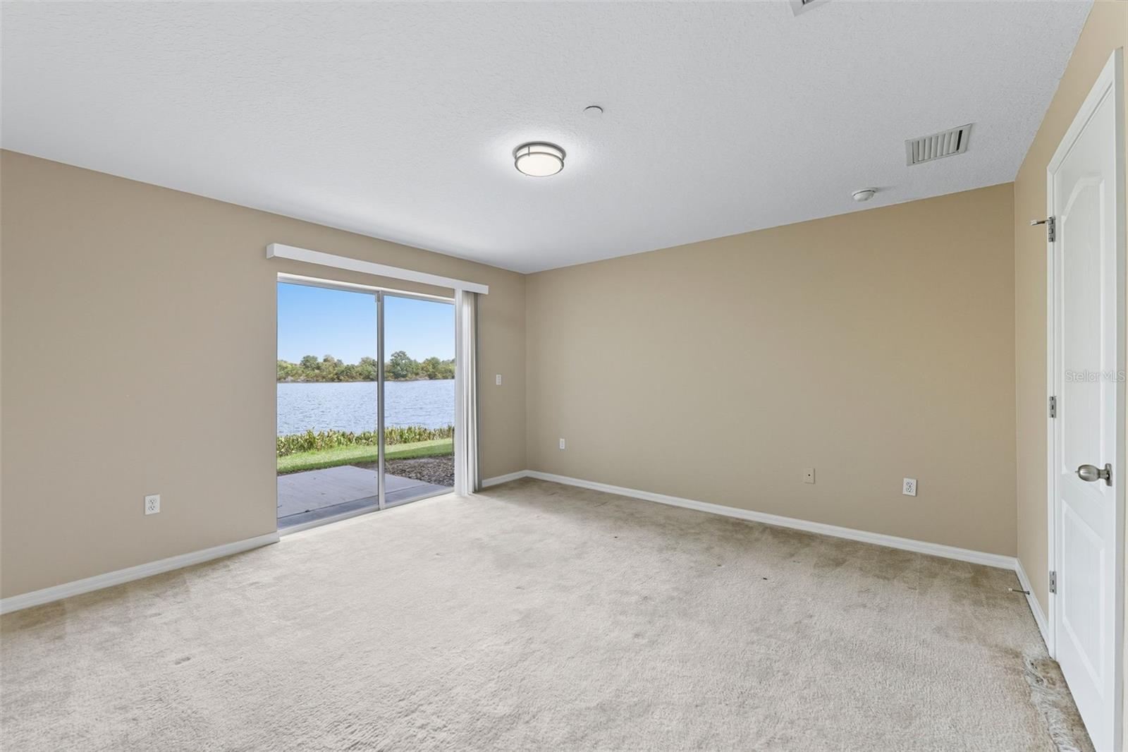 LAKE BRANDON PRCL 113 - Residential Lease