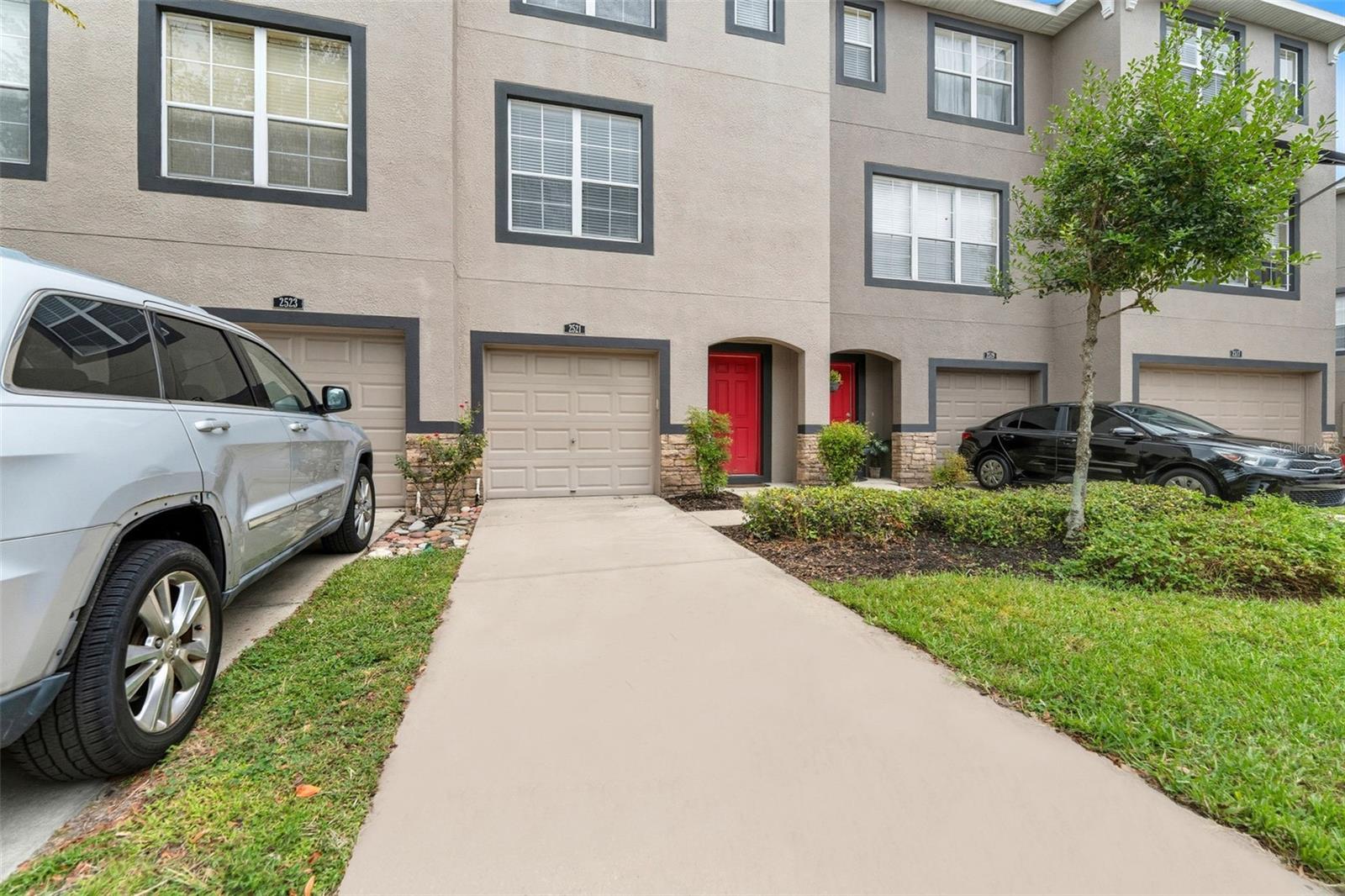 LAKE BRANDON PRCL 113 - Residential Lease