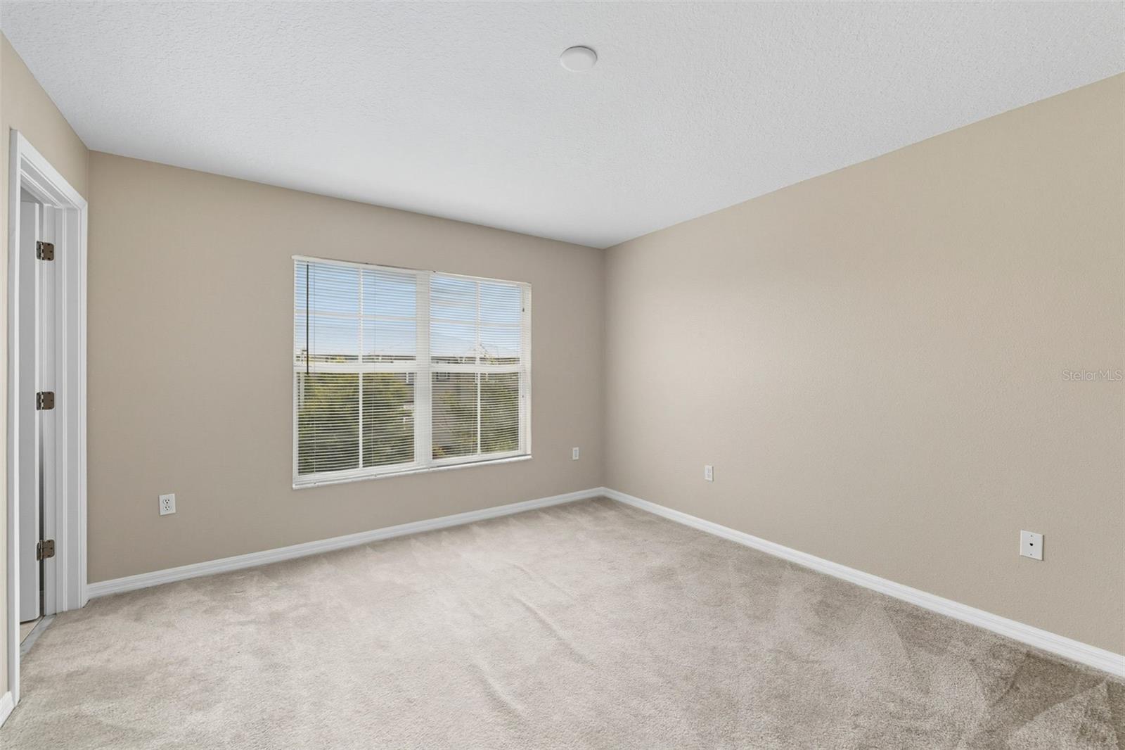 LAKE BRANDON PRCL 113 - Residential Lease