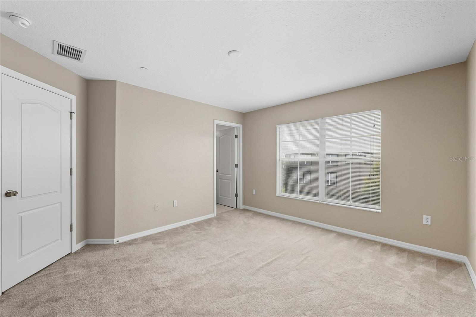 LAKE BRANDON PRCL 113 - Residential Lease
