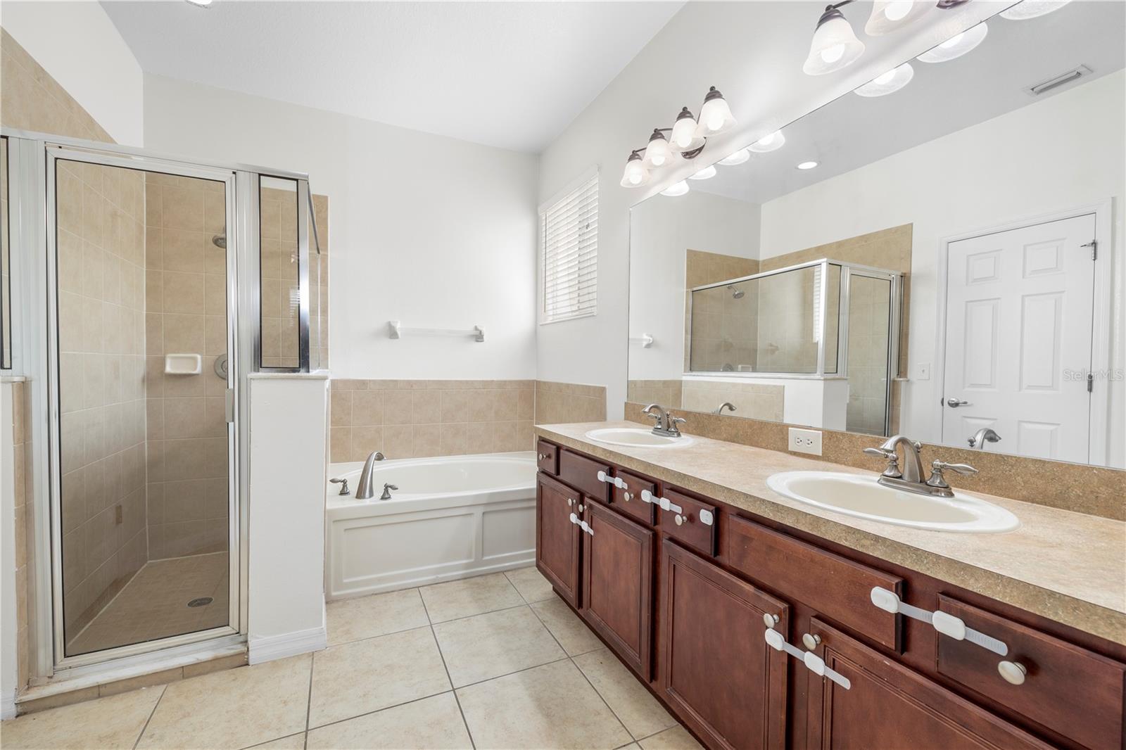 EASTON PARK PH 1 - Residential