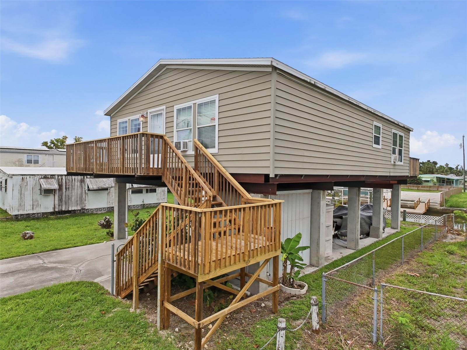 6839 CURLEW LANE