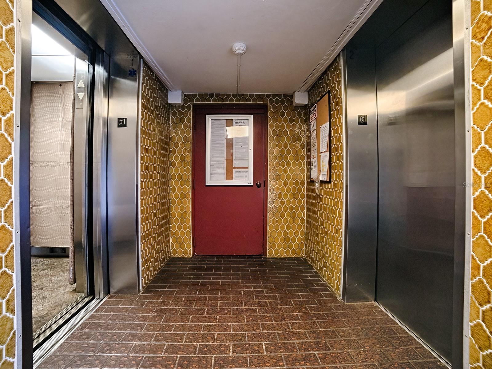 MOUNT DORA VILLA DORA CONDO UNIT 01 - Residential