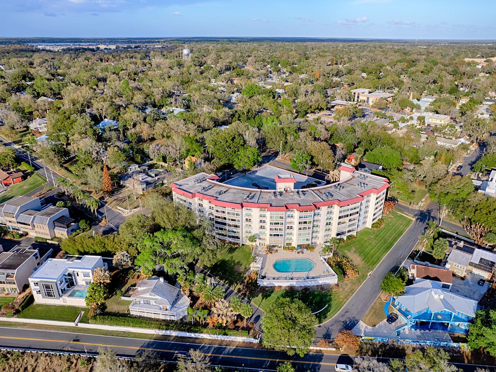 MOUNT DORA VILLA DORA CONDO UNIT 01 - Residential