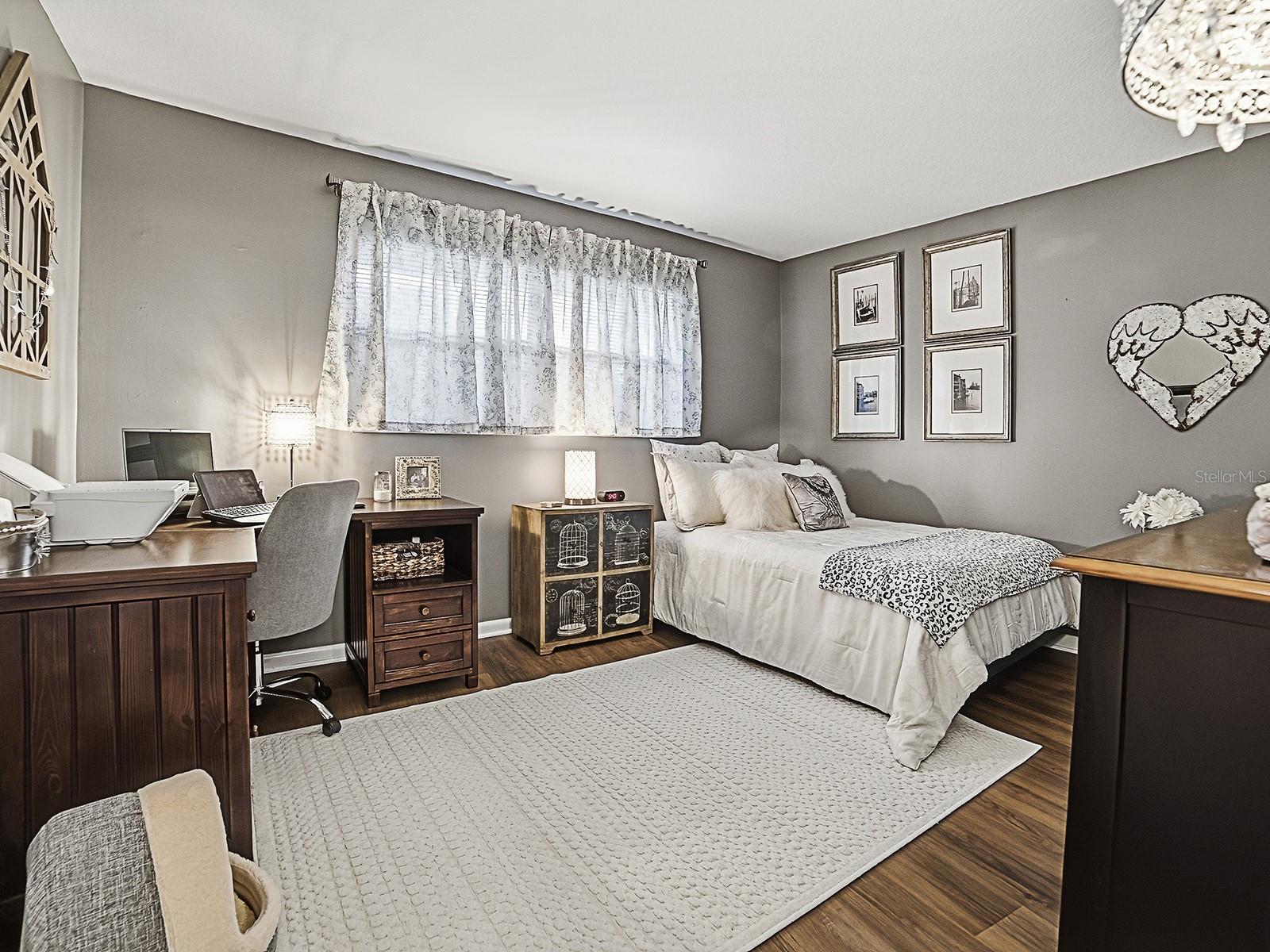 MOUNT DORA VILLA DORA CONDO UNIT 01 - Residential