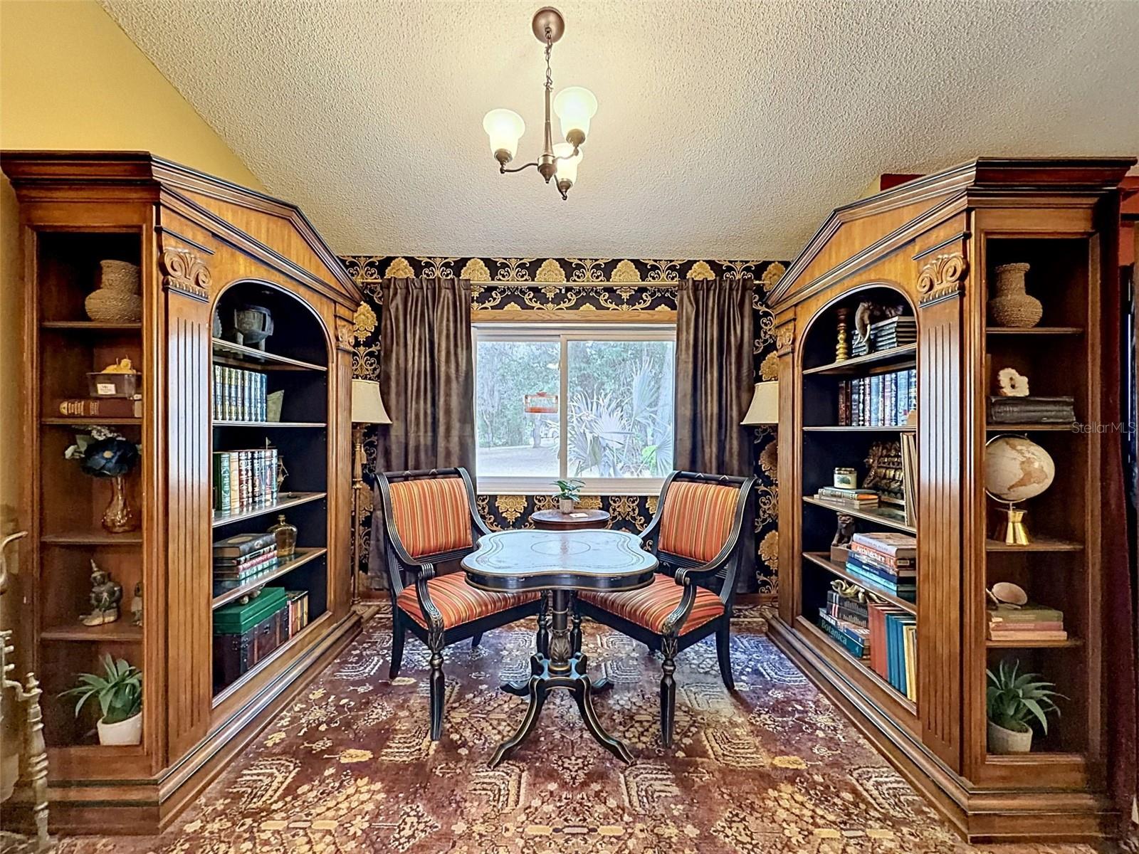 RIDGE MANOR ESTATE - Residential