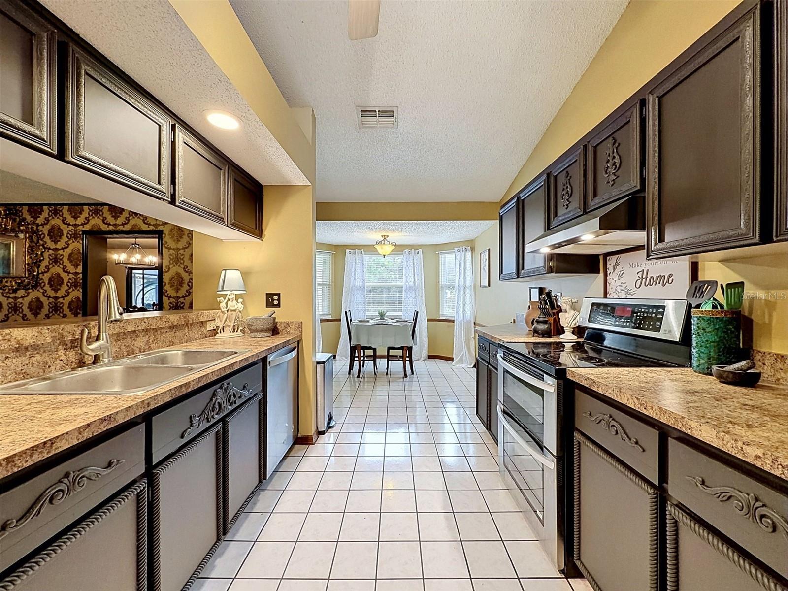 RIDGE MANOR ESTATE - Residential