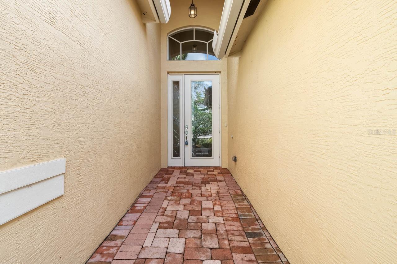 4917 SANDY BROOK CREEK