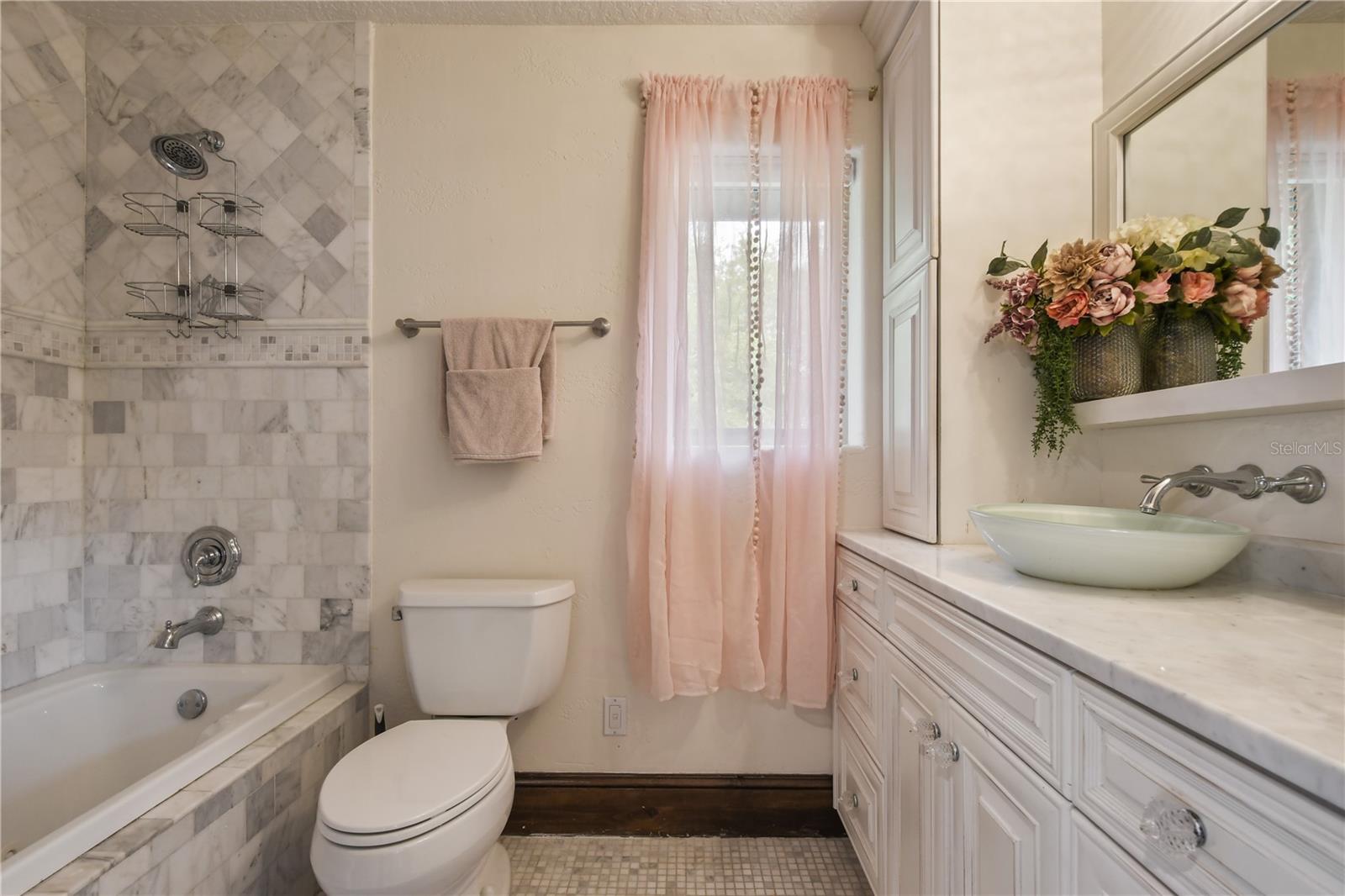 CHICKASAW TRAIL ESTATES 51 100 - Residential