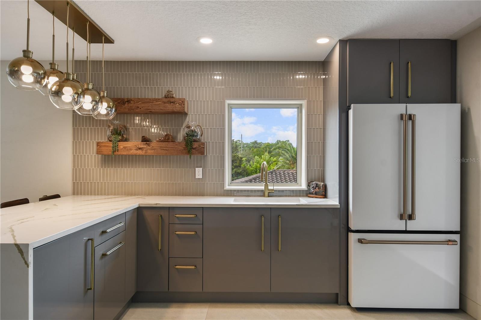 CHICKASAW TRAIL ESTATES 51 100 - Residential