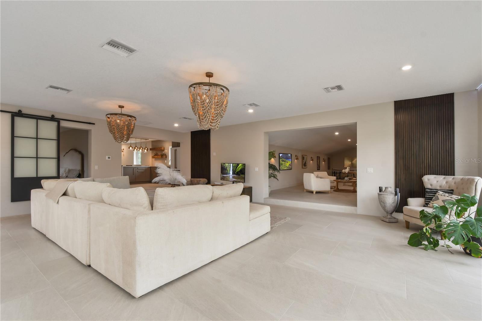 CHICKASAW TRAIL ESTATES 51 100 - Residential