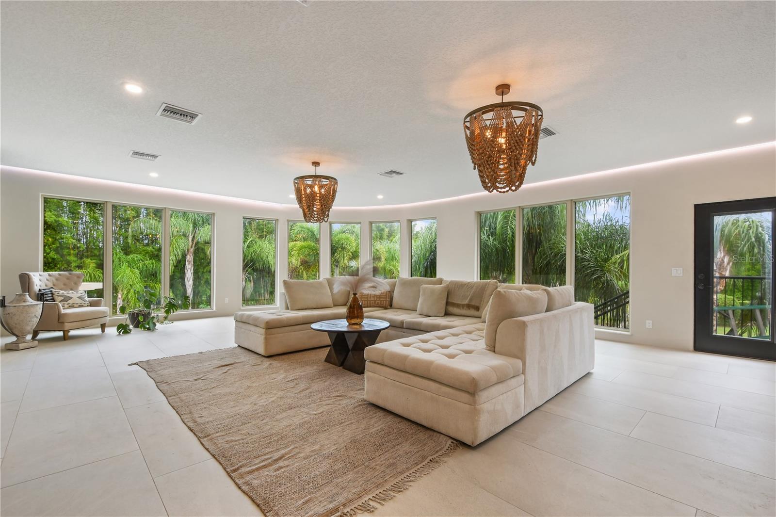 CHICKASAW TRAIL ESTATES 51 100 - Residential